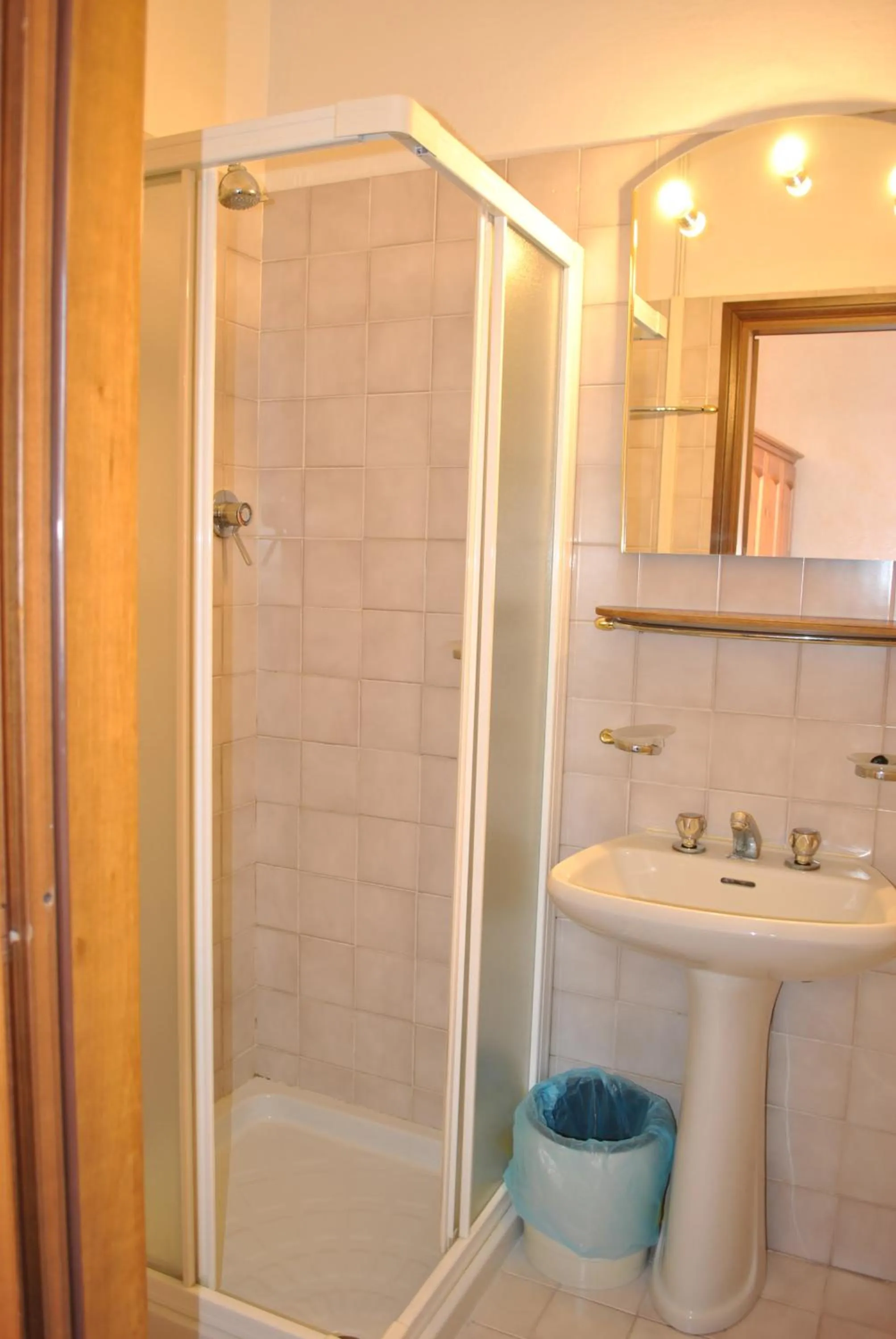 Bathroom in La Lanterna di Guiglia