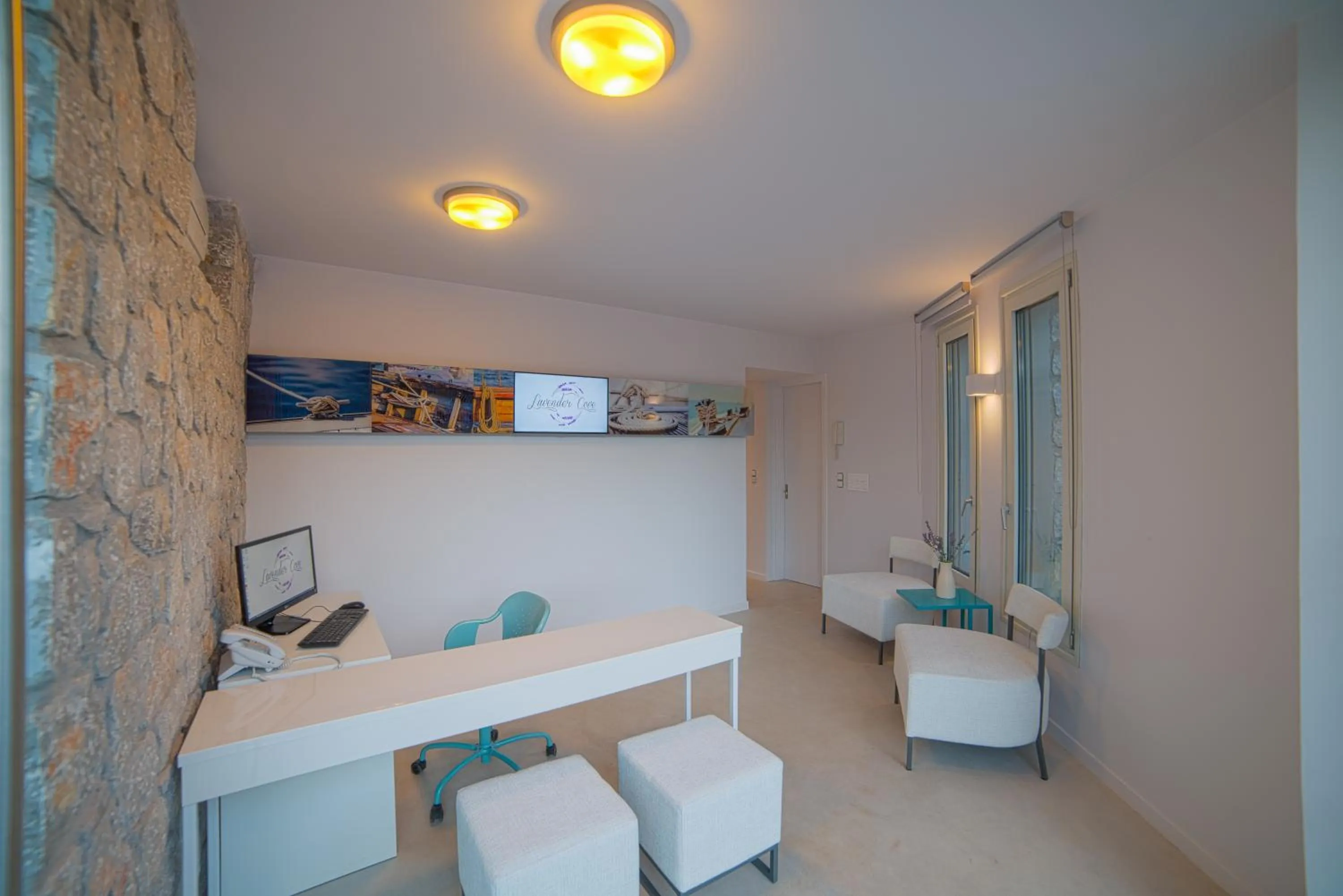 TV and multimedia in Lavender Cove