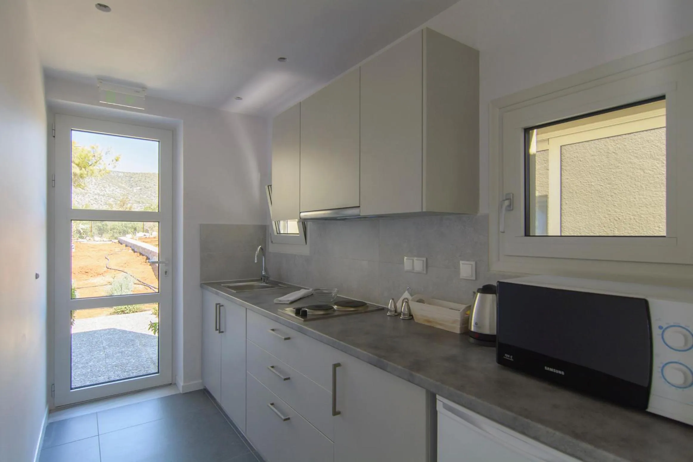 Kitchen or kitchenette in Lavender Cove