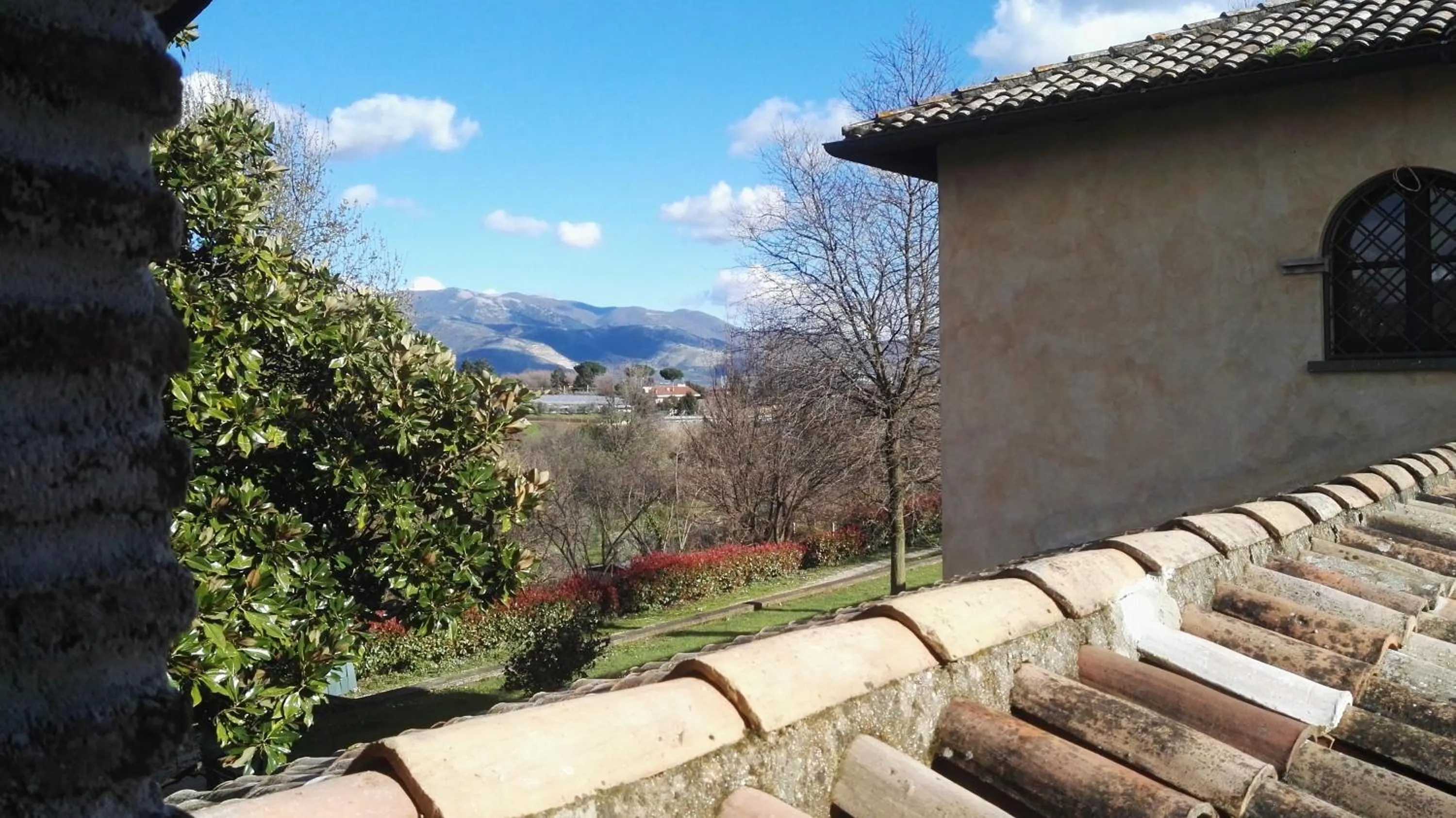 Mountain view in B&B Sole Mio