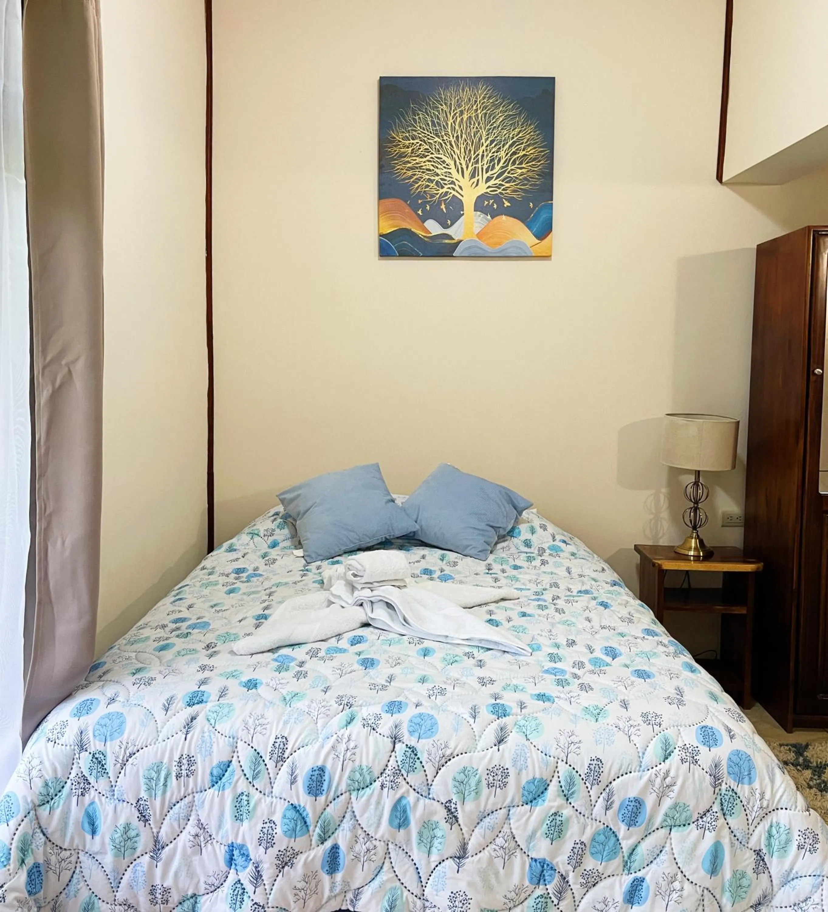 Bedroom, Bed in Dreams Lodge