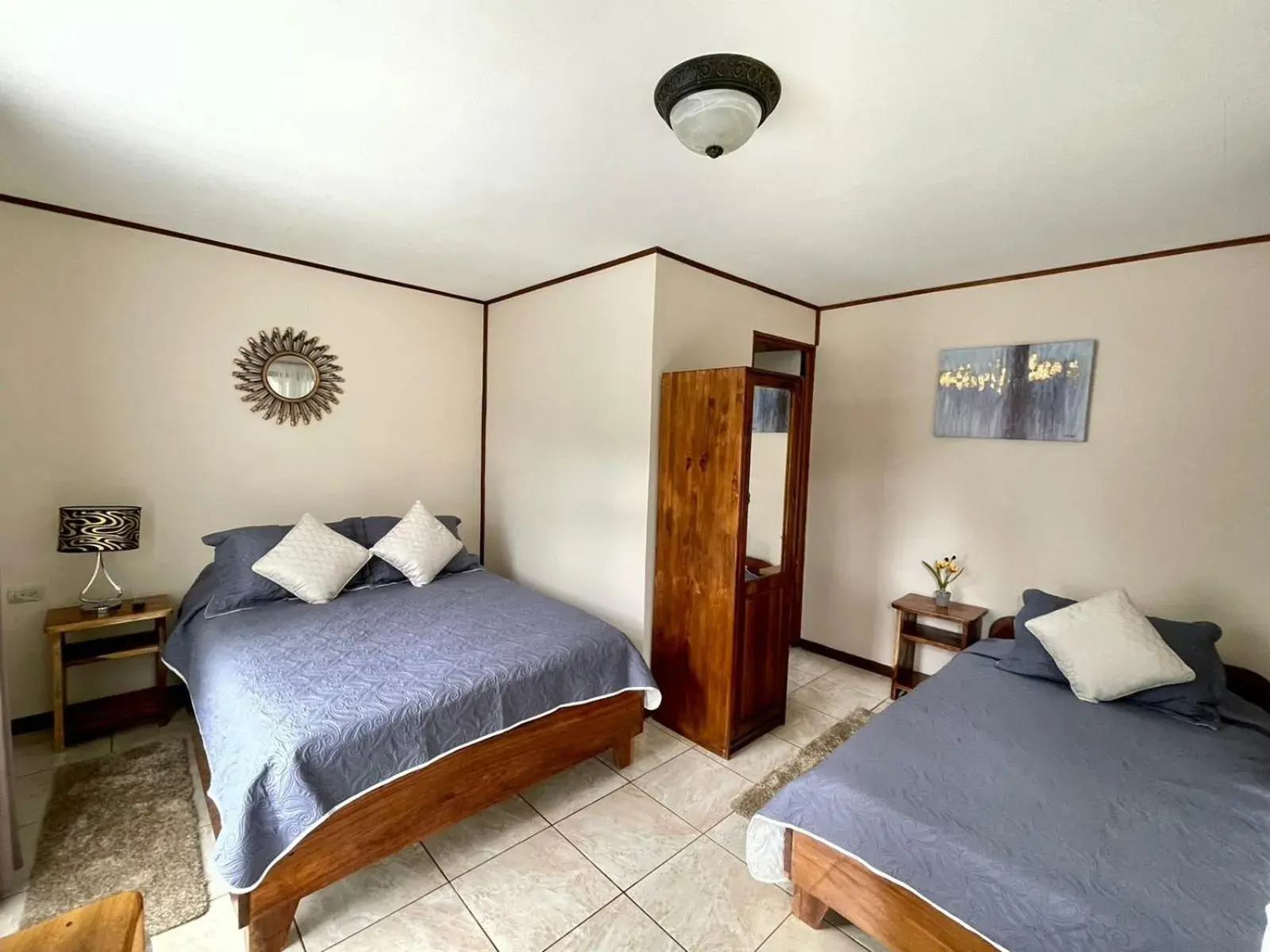 Basic Triple Room in Dreams Lodge Basic Triple Room in Dreams Lodge