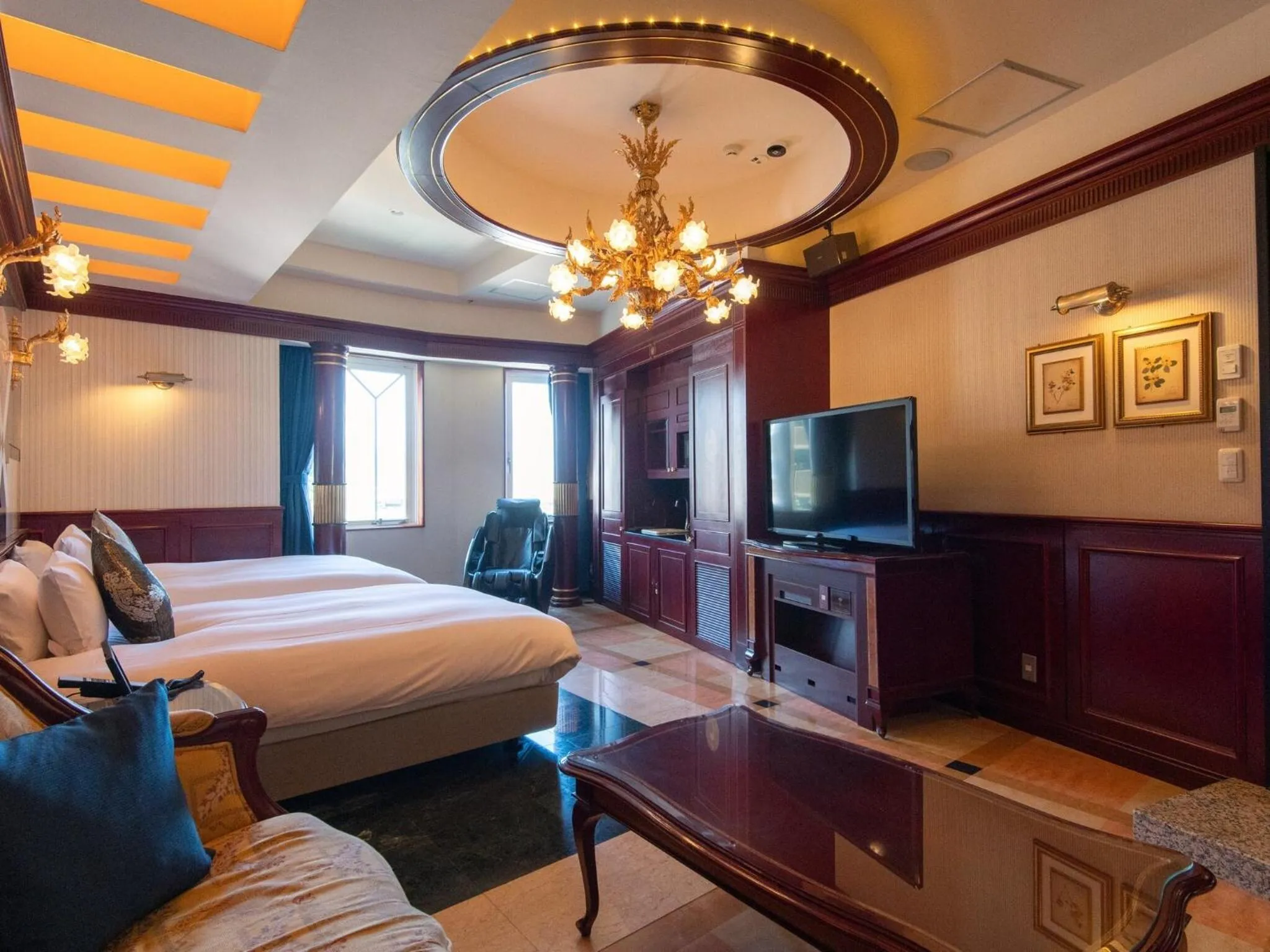 View (from property/room), Bed in Hotel Concerto Nagasaki