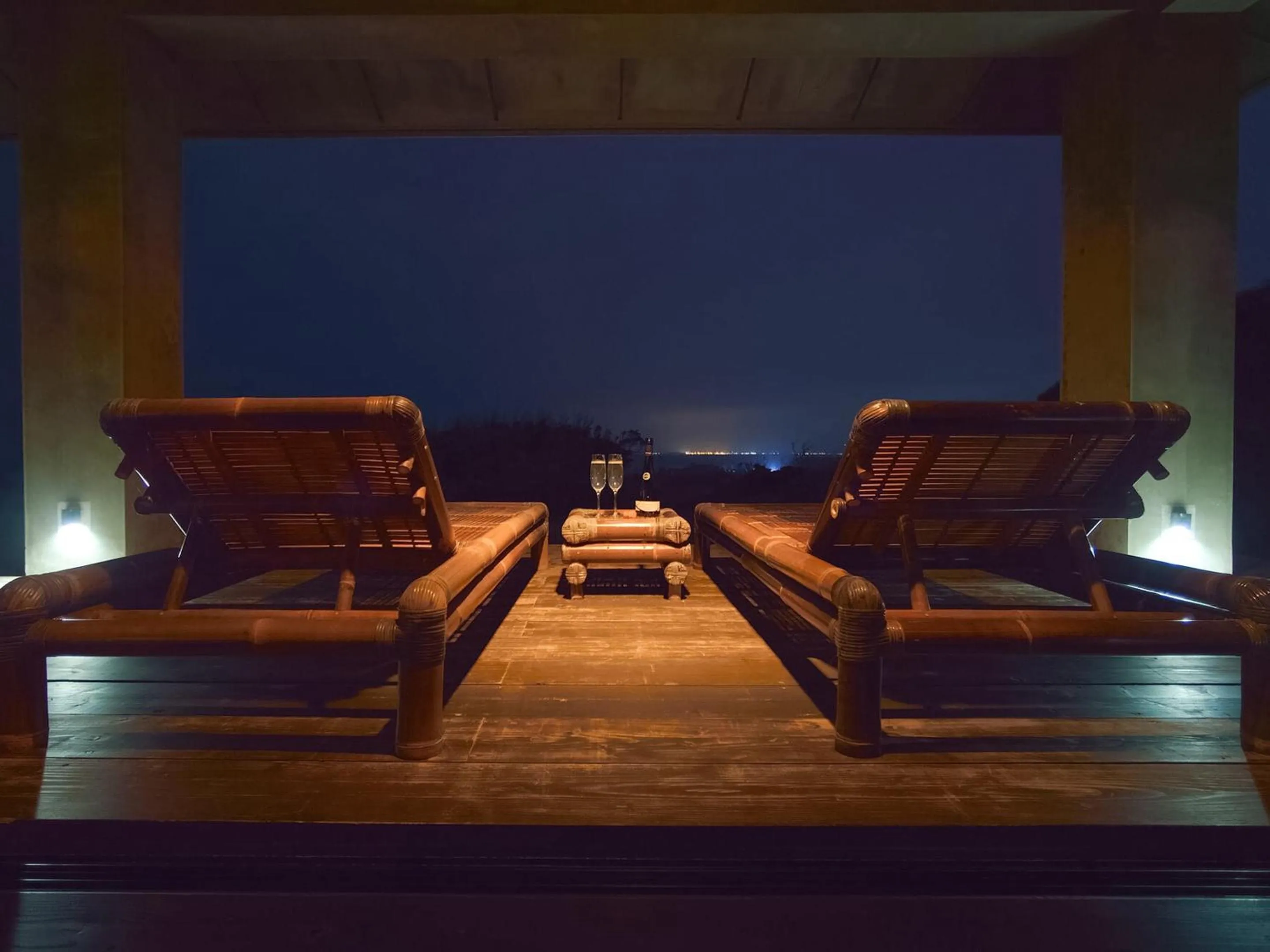 Night in Mukaka Villa