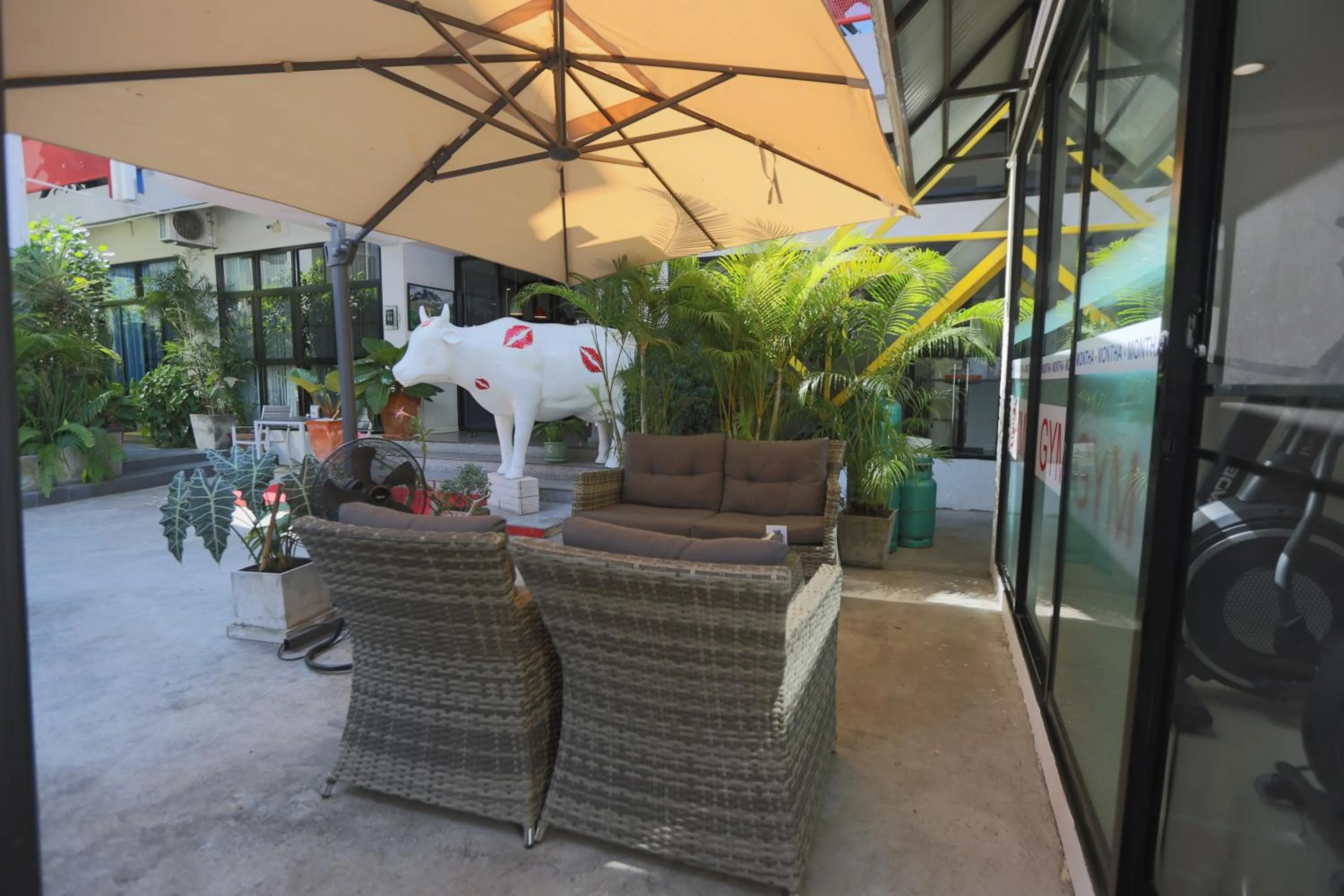 sunbed in Hotel Montha