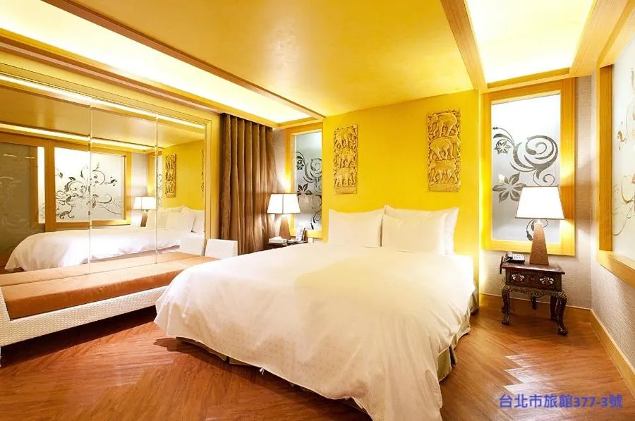 Bed in 探索汽車旅館 延平館 台北市旅館377-3號