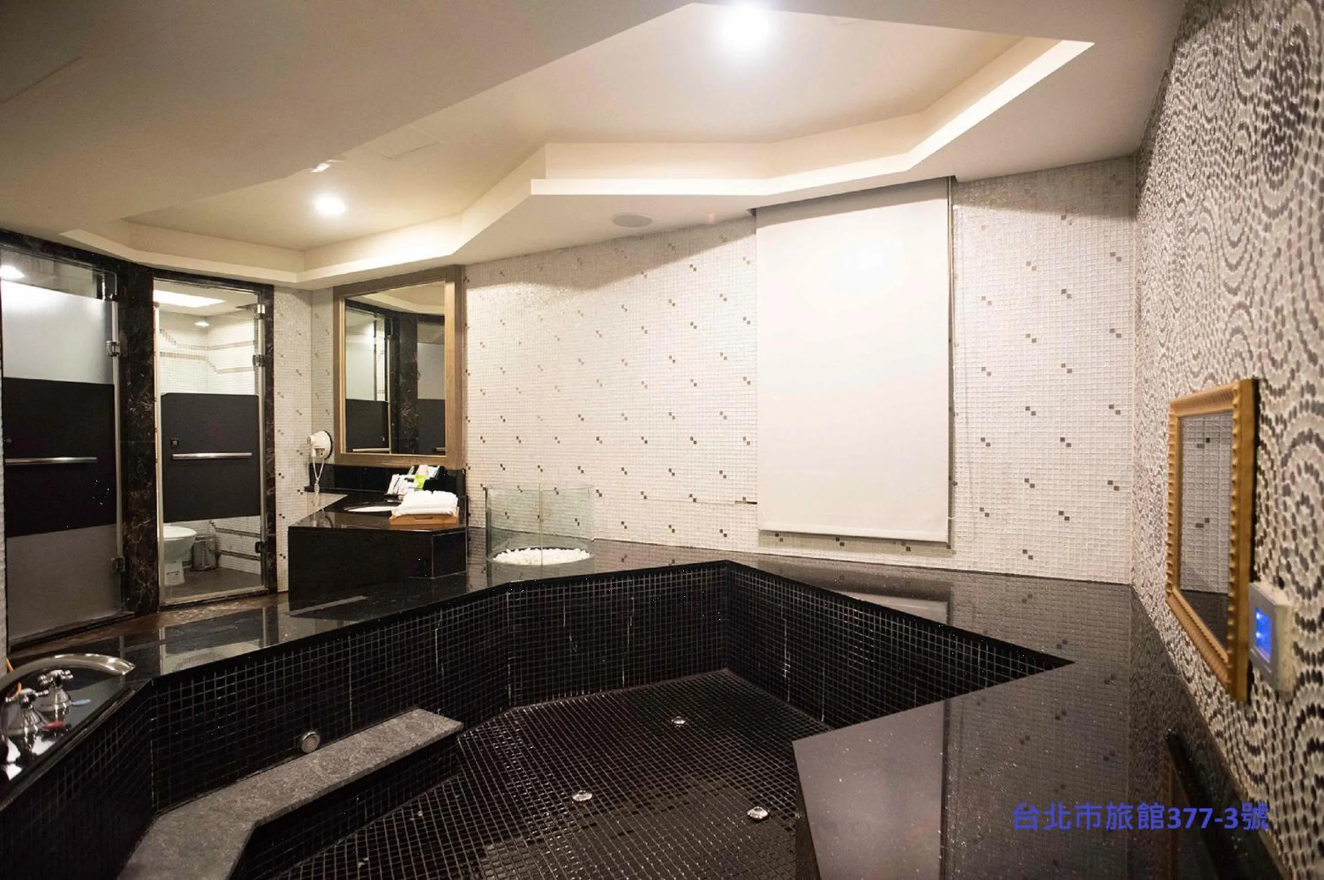 探索汽車旅館 延平館 台北市旅館377-3號