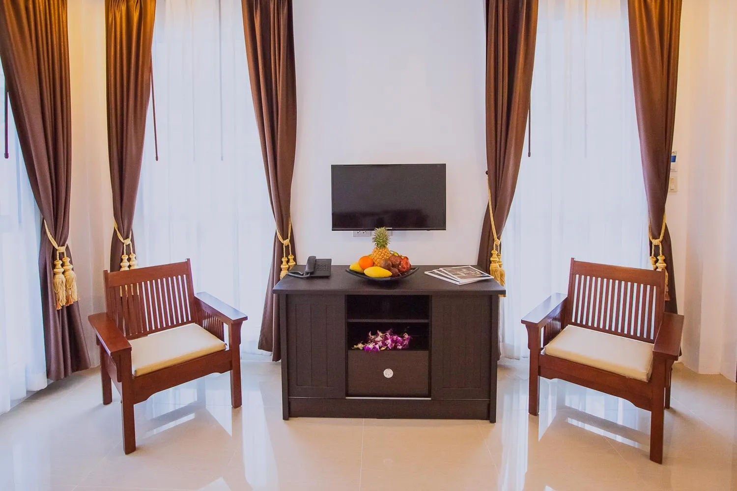 TV and multimedia in Lux Family Villas Krabi Ao Nang