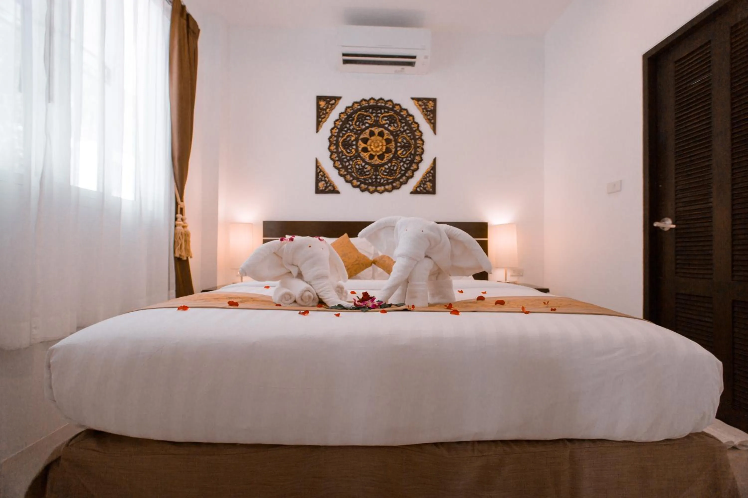 Bed in Lux Family Villas Krabi Ao Nang