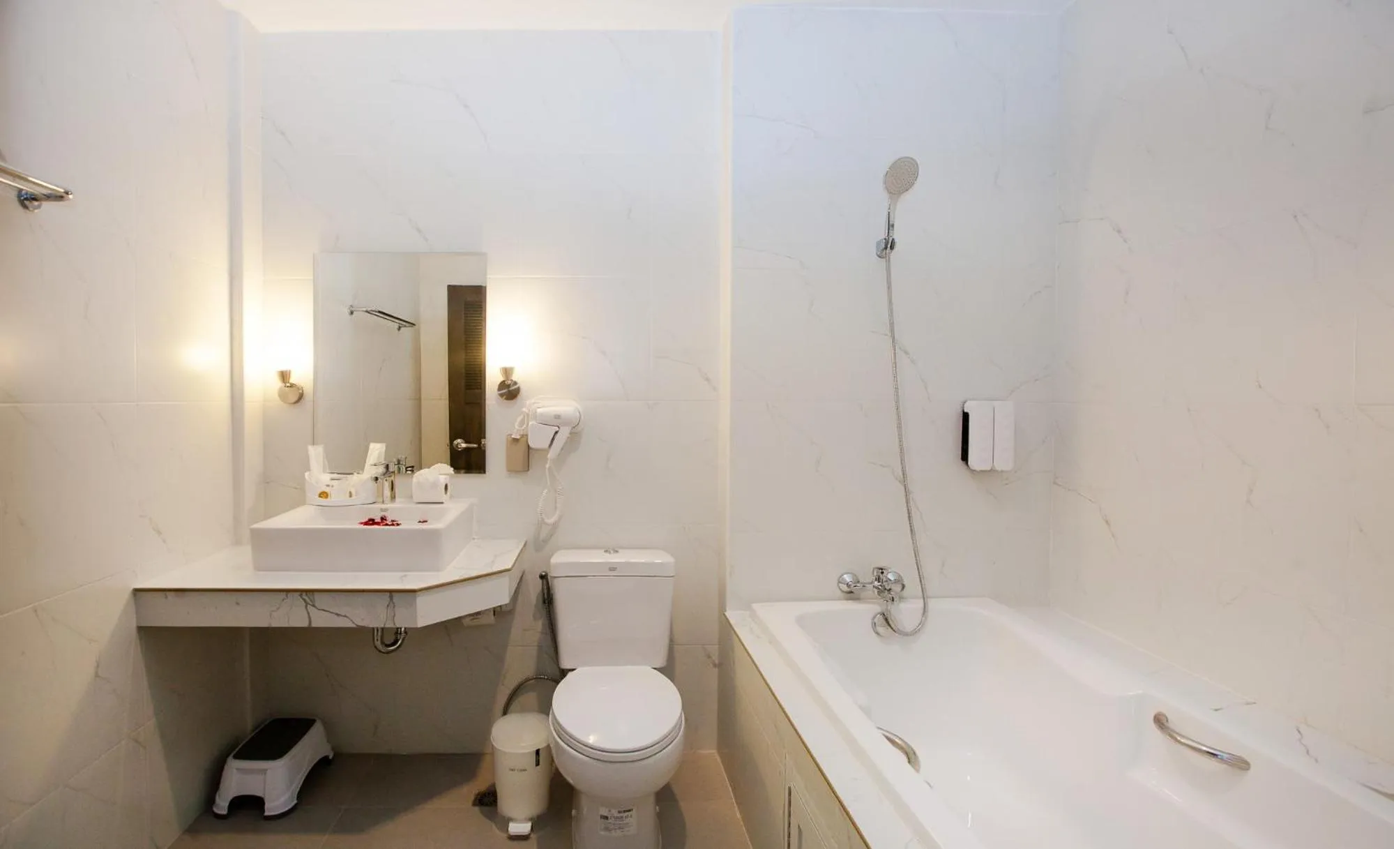 Toilet in Lux Family Villas Krabi Ao Nang