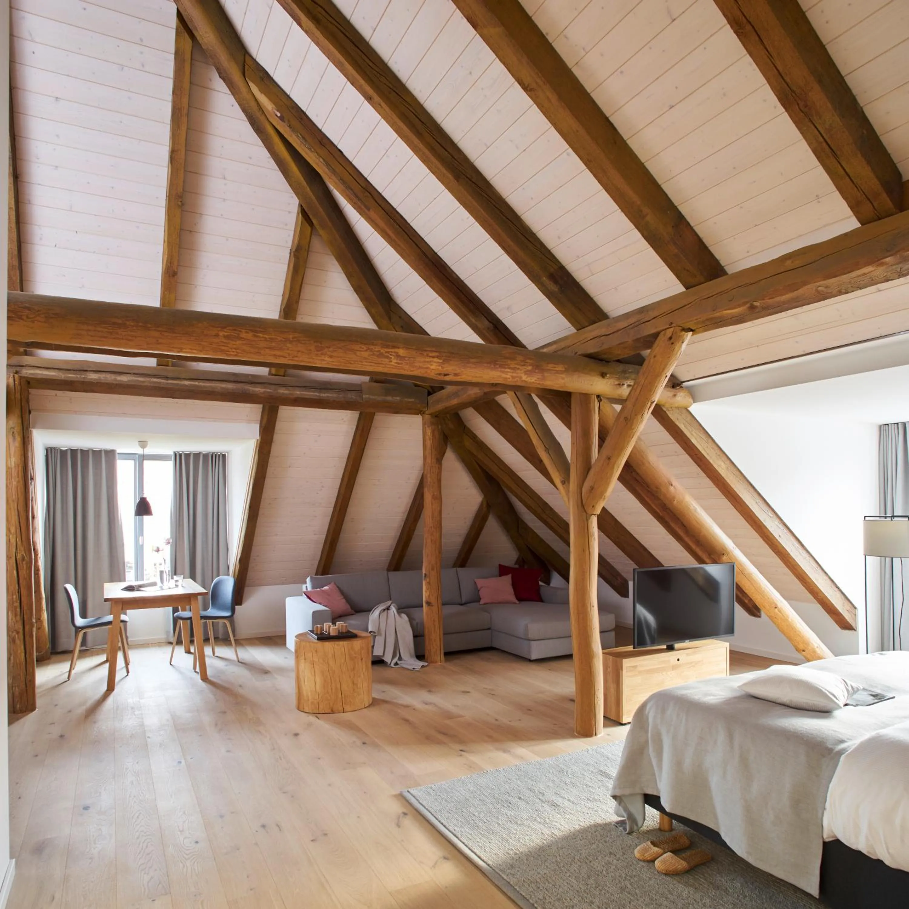 Photo of the whole room in meinwolfsburg hotel auf dem rittergut vormals Yard Boarding Hotel