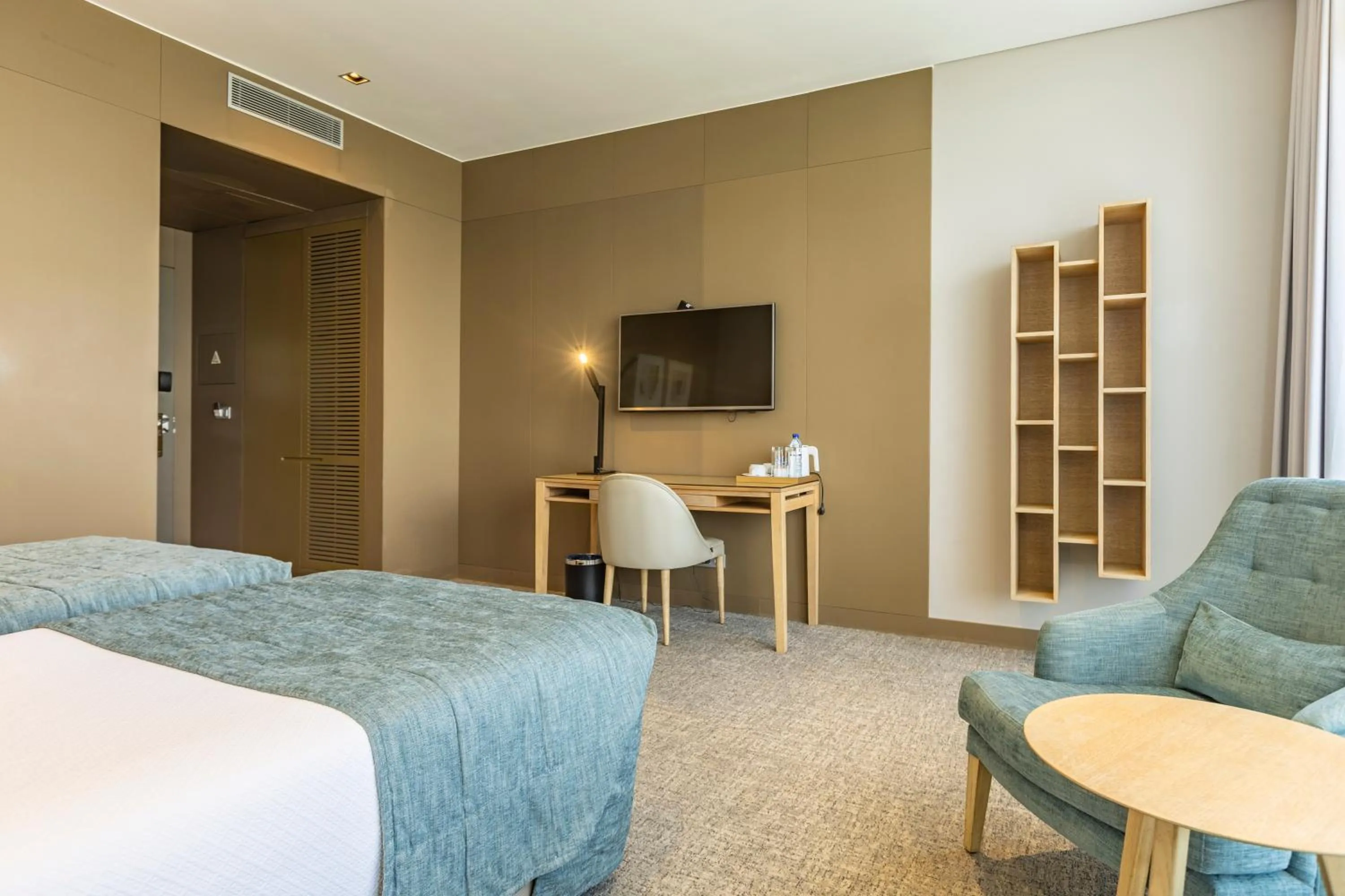 Bed in Montebelo Girassol Maputo Hotel