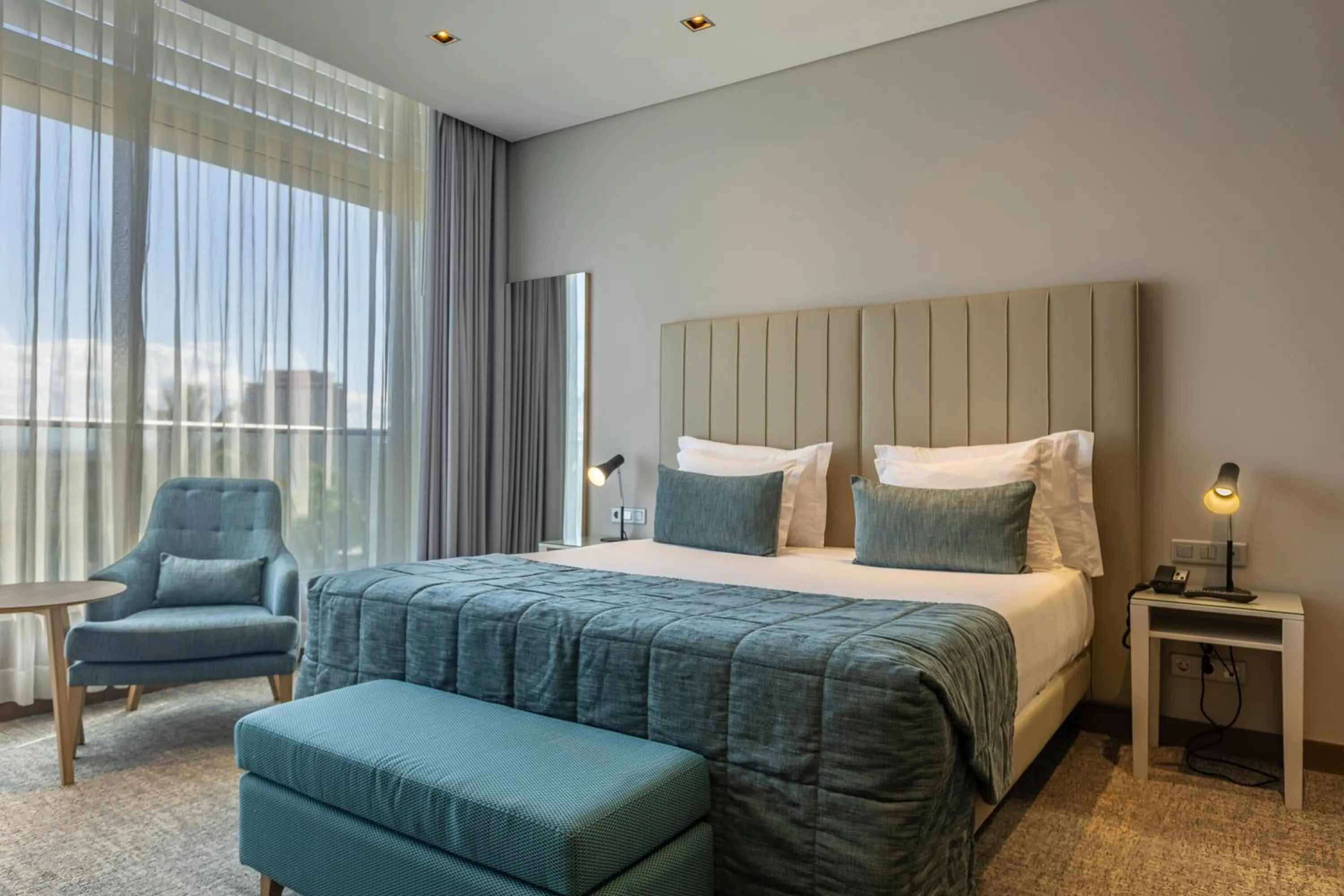 Bedroom, Bed in Montebelo Girassol Maputo Hotel