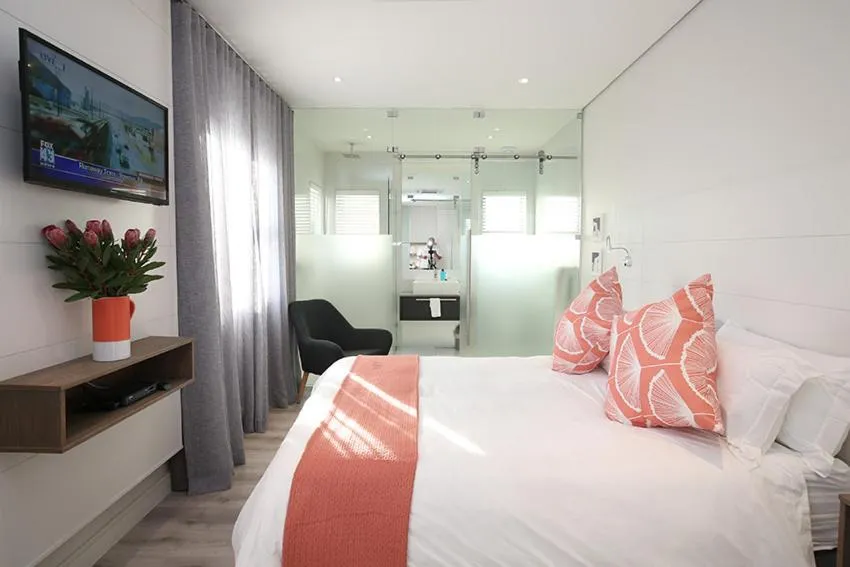 Coffee/tea facilities, Bed in The Paralian Exclusive Guest House