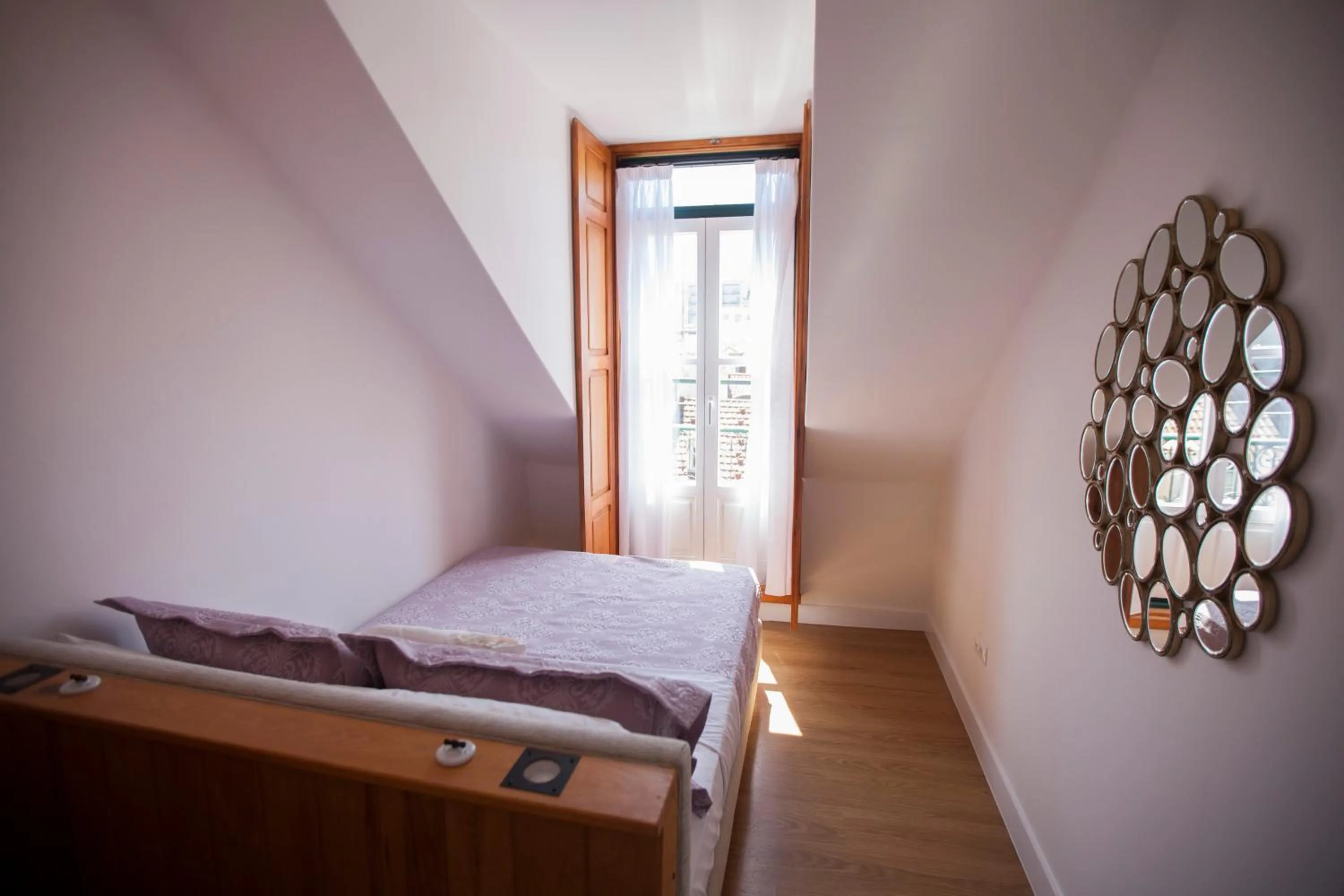 Spring, Bed in Otília Apartamentos