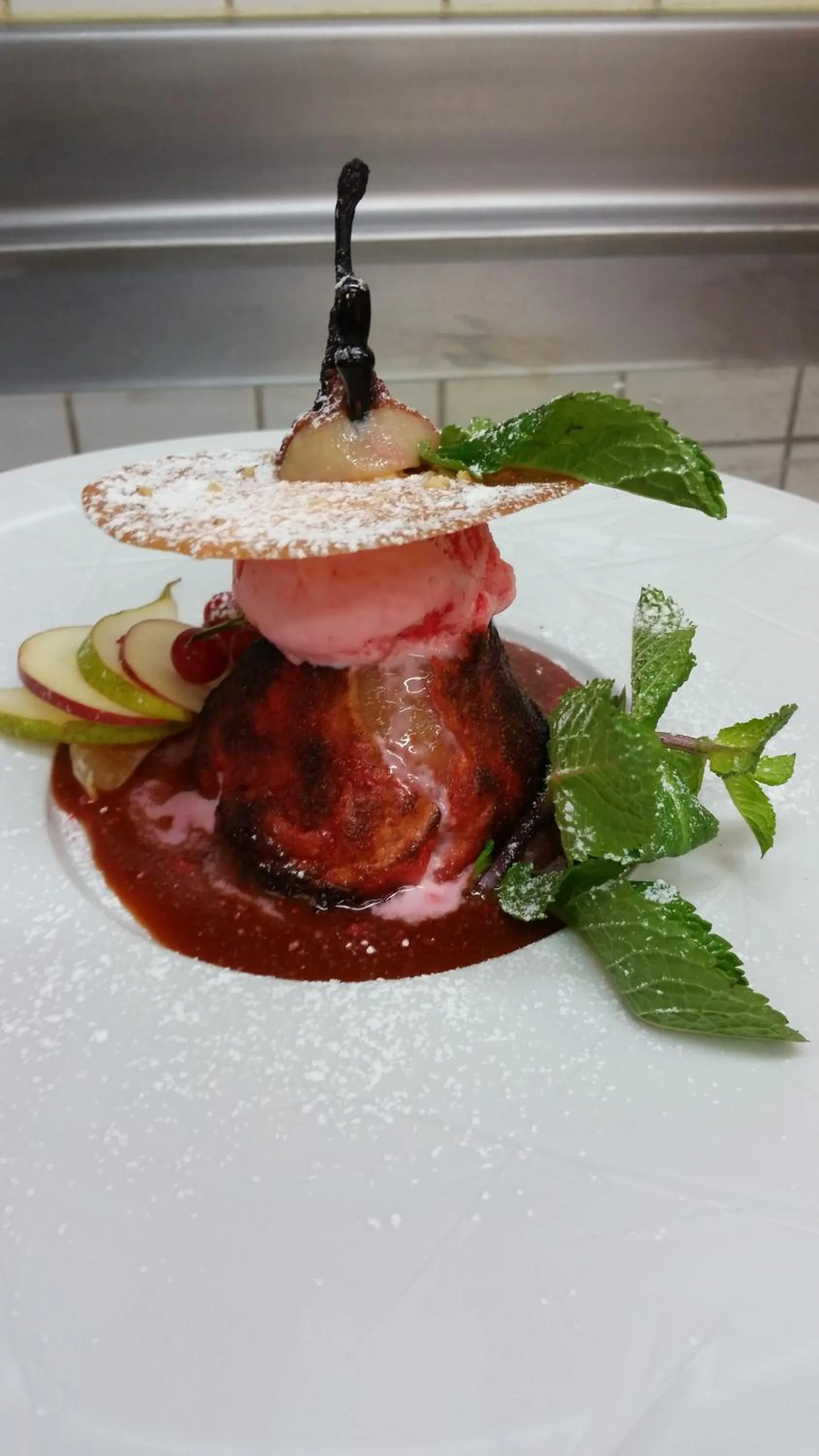 Restaurant/places to eat in Le Val d'Amby