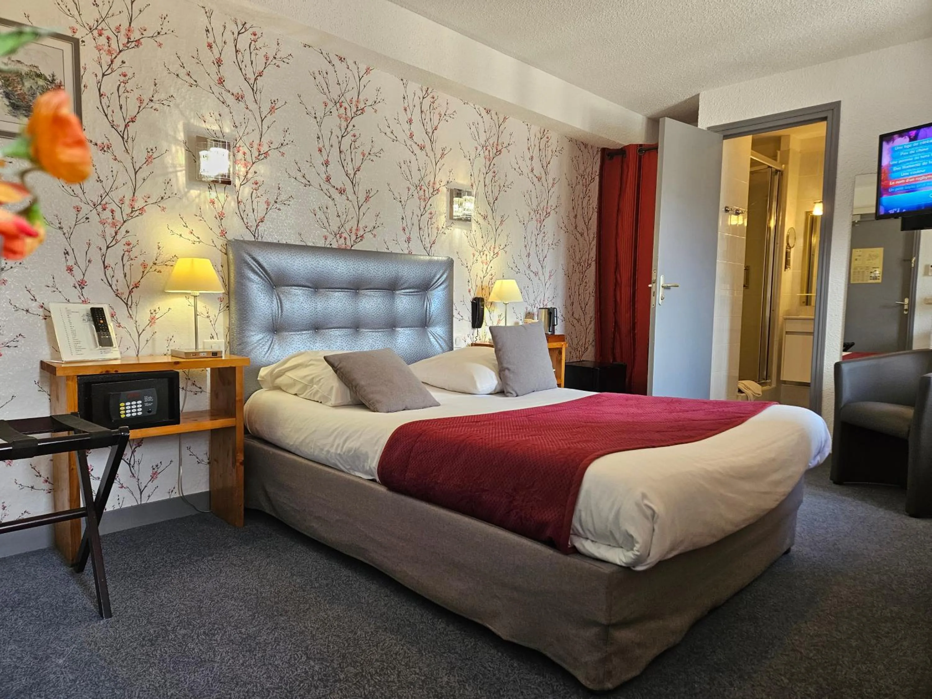 Bedroom, Bed in Le Val d'Amby