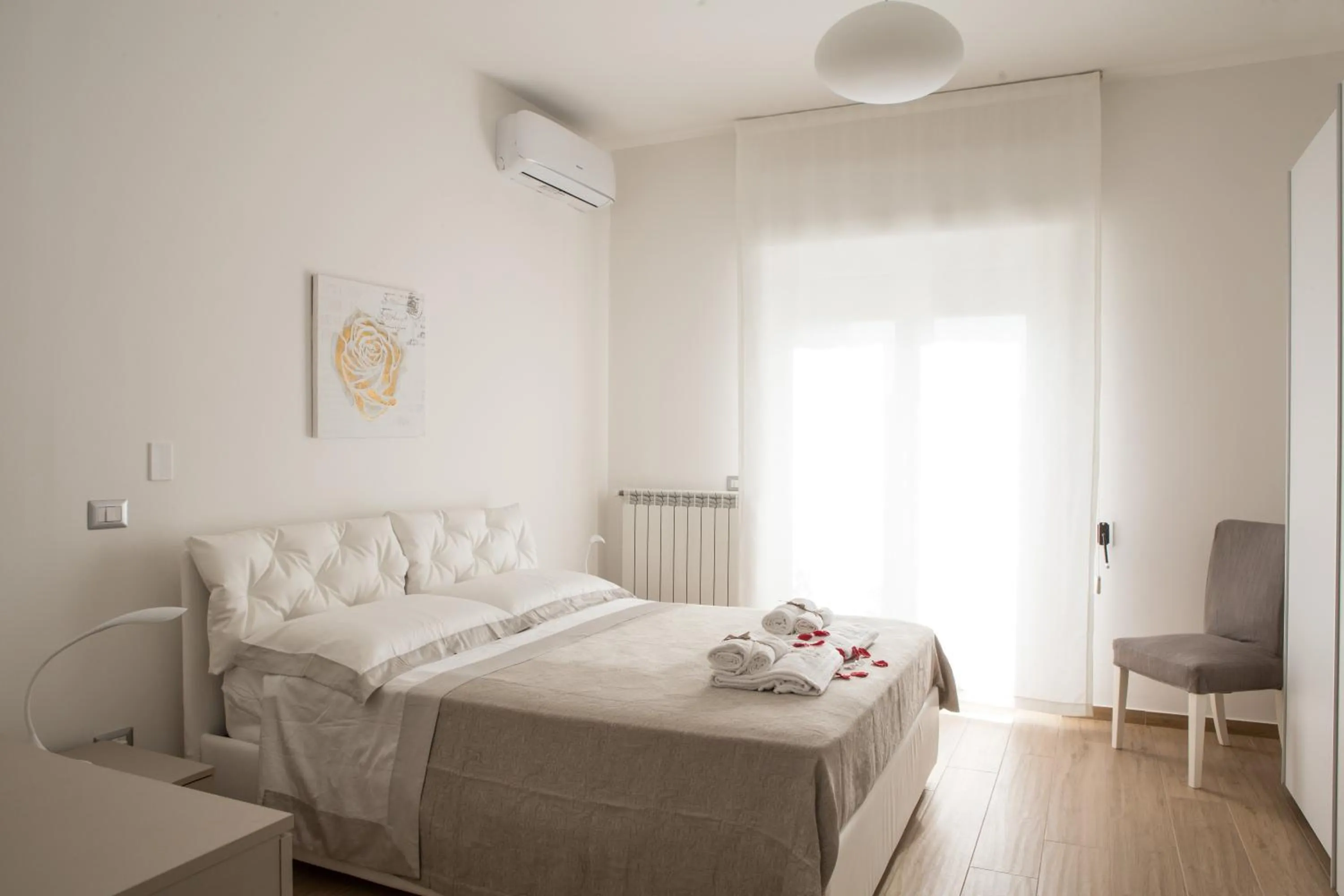 Photo of the whole room, Bed in B&B Aries