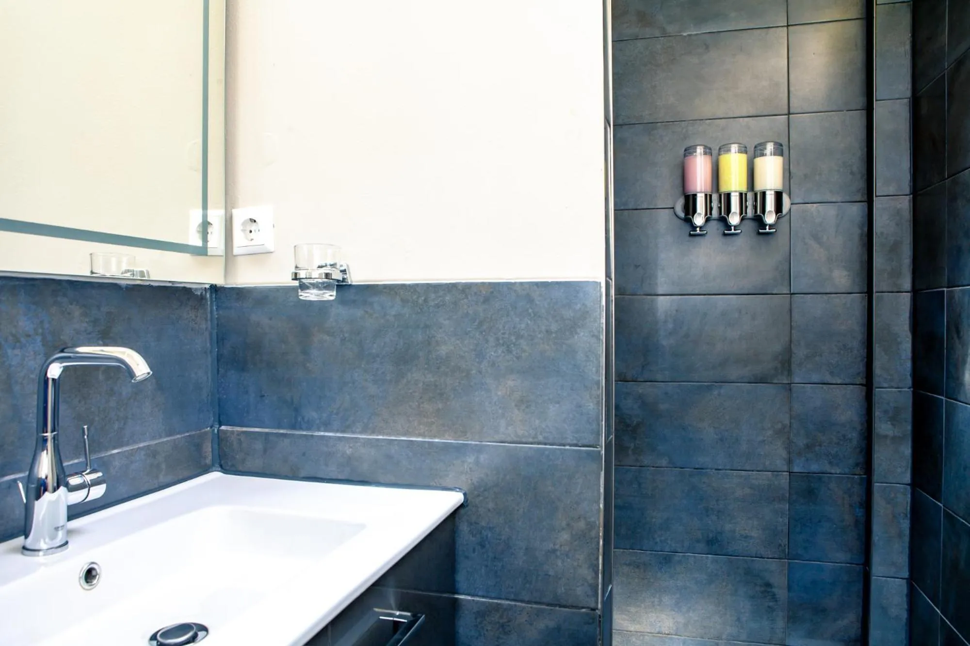 Zwanestein Canal House