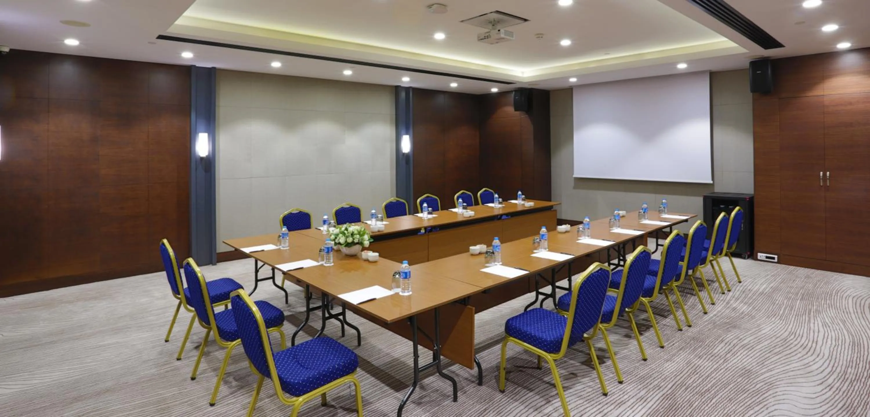 Meeting/conference room in Grand Harilton Otel