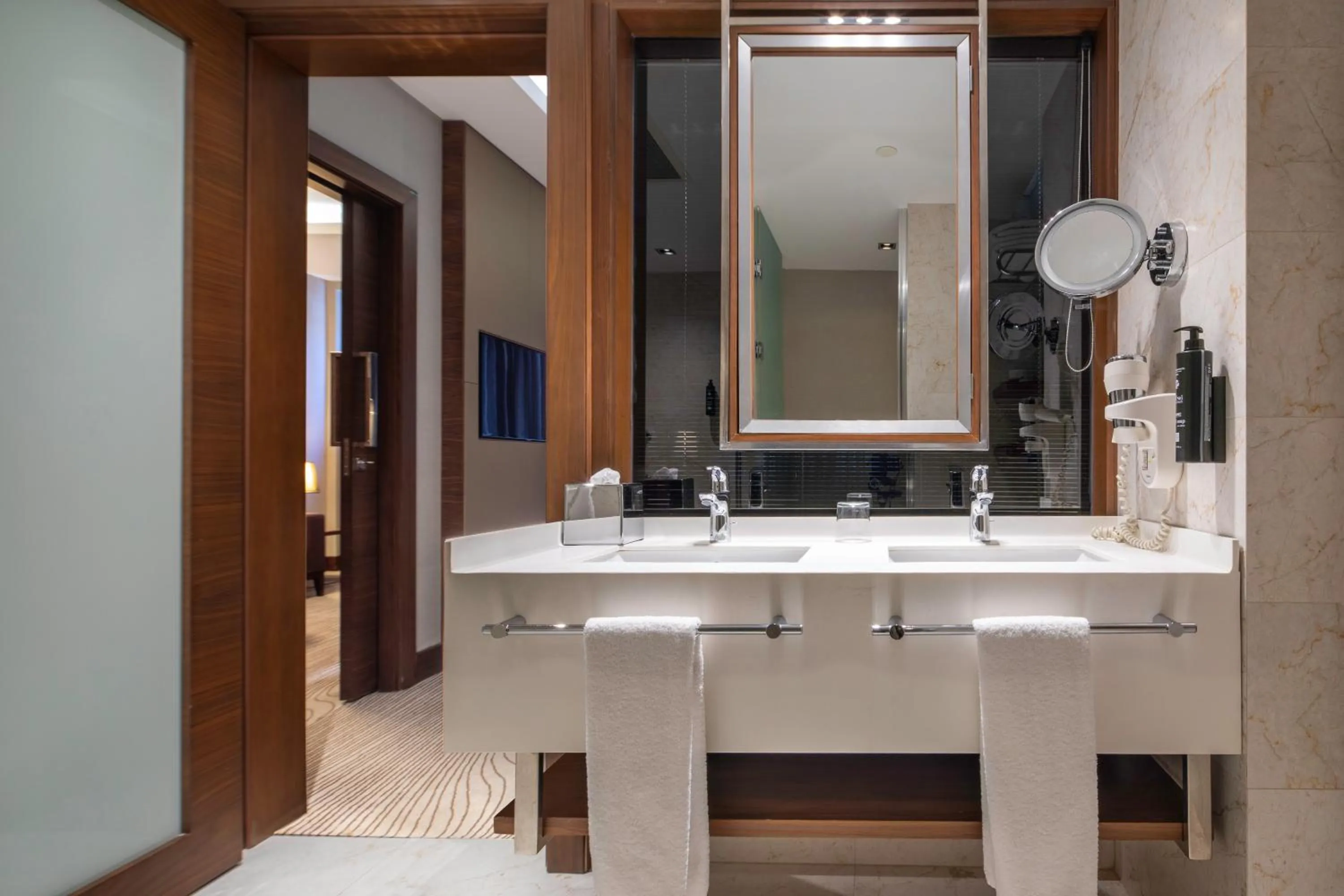 Toilet in Grand Harilton Otel