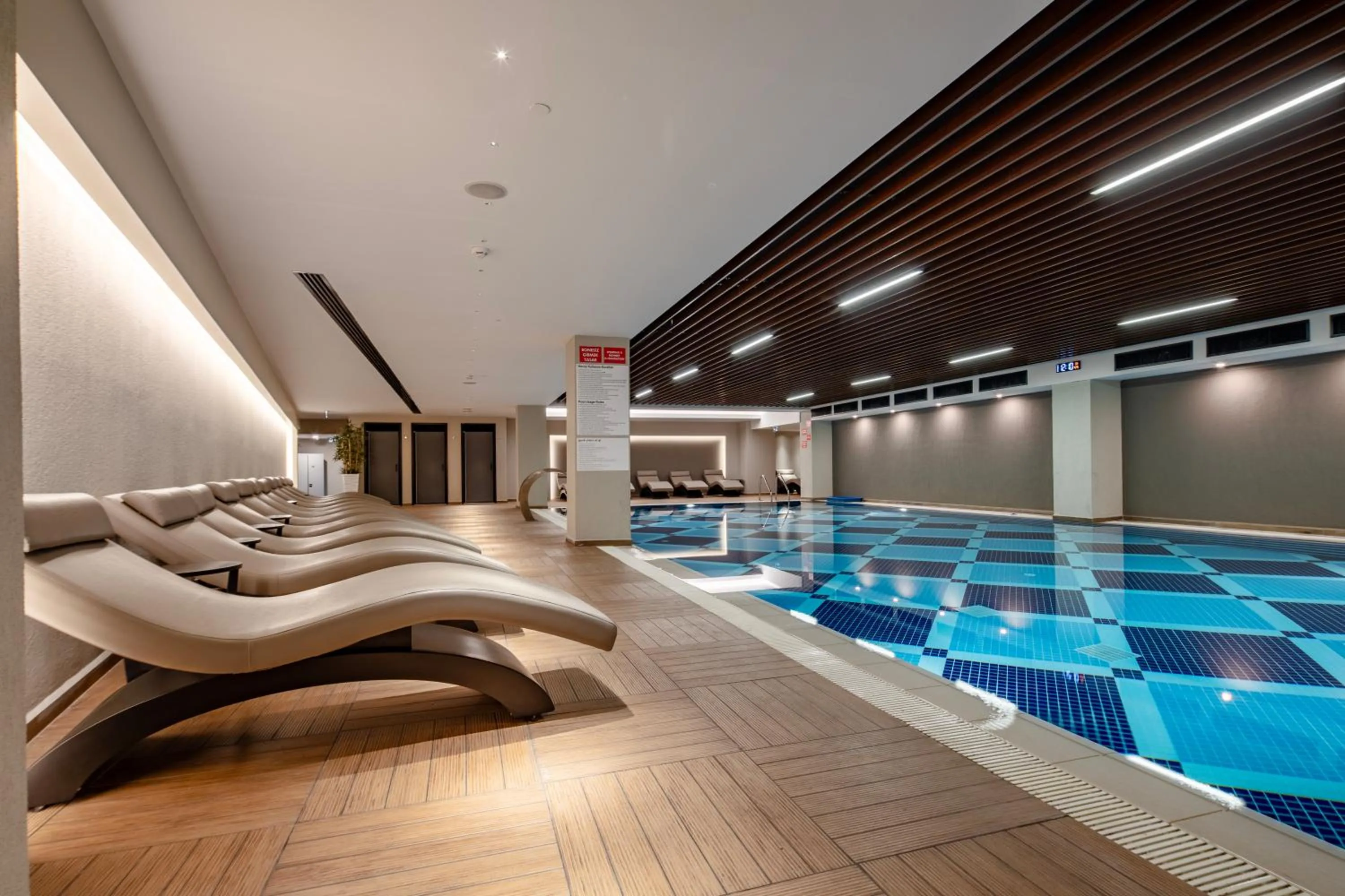 Spa and wellness centre/facilities in Grand Harilton Otel