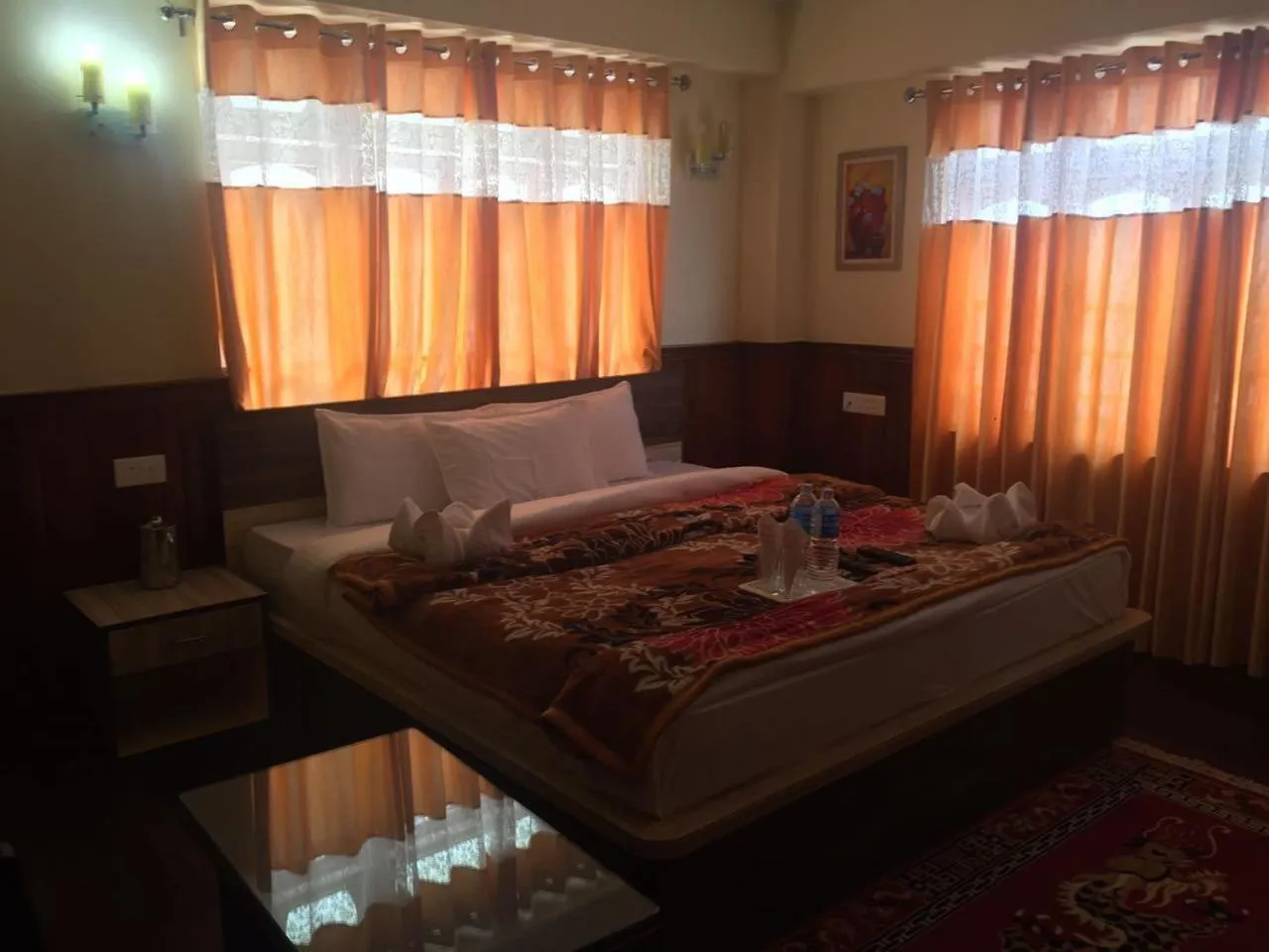 Bed in Hotel Golden Sunrise & Spa