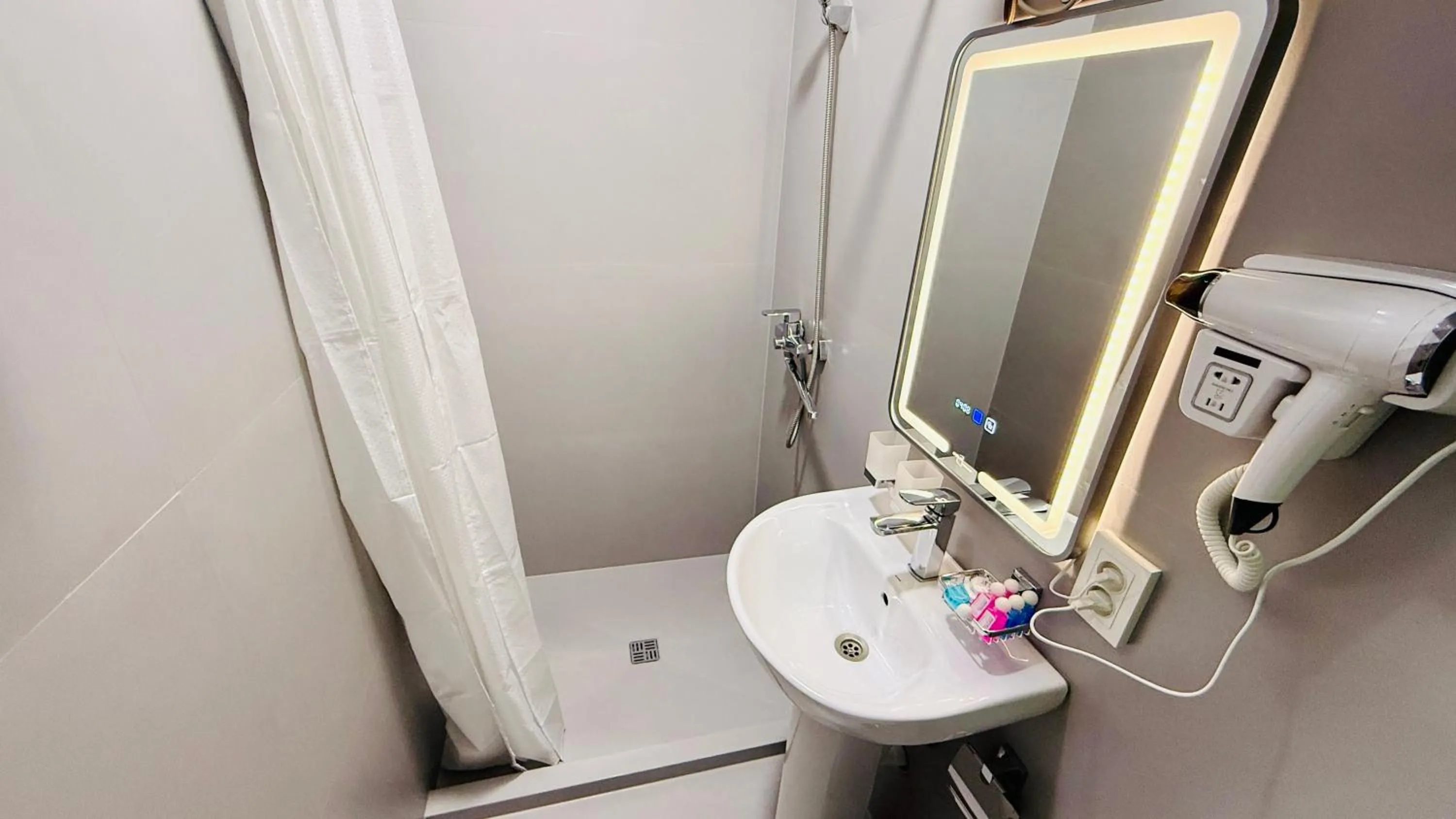 Shower in Samarkand Travel