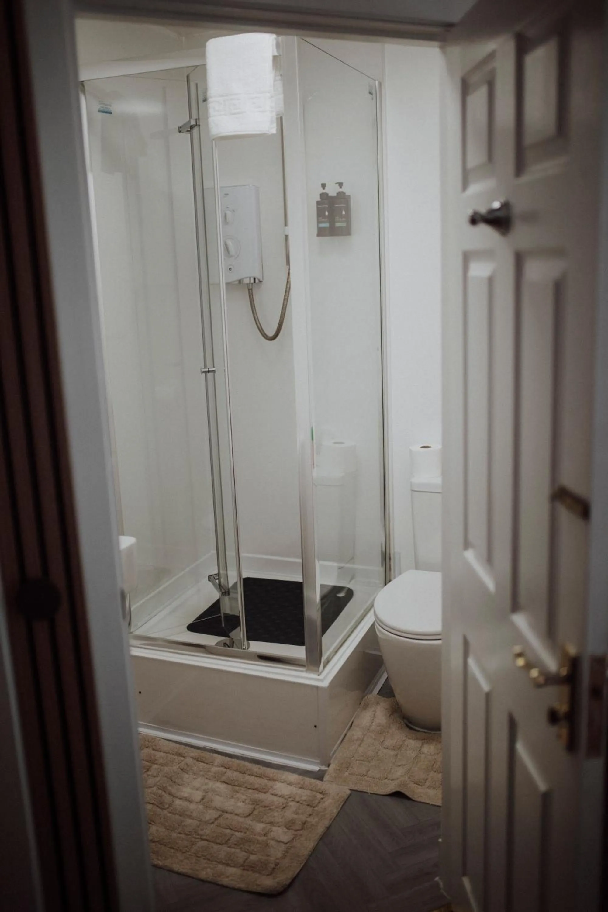 Bathroom in 16 Pilrig Guest House