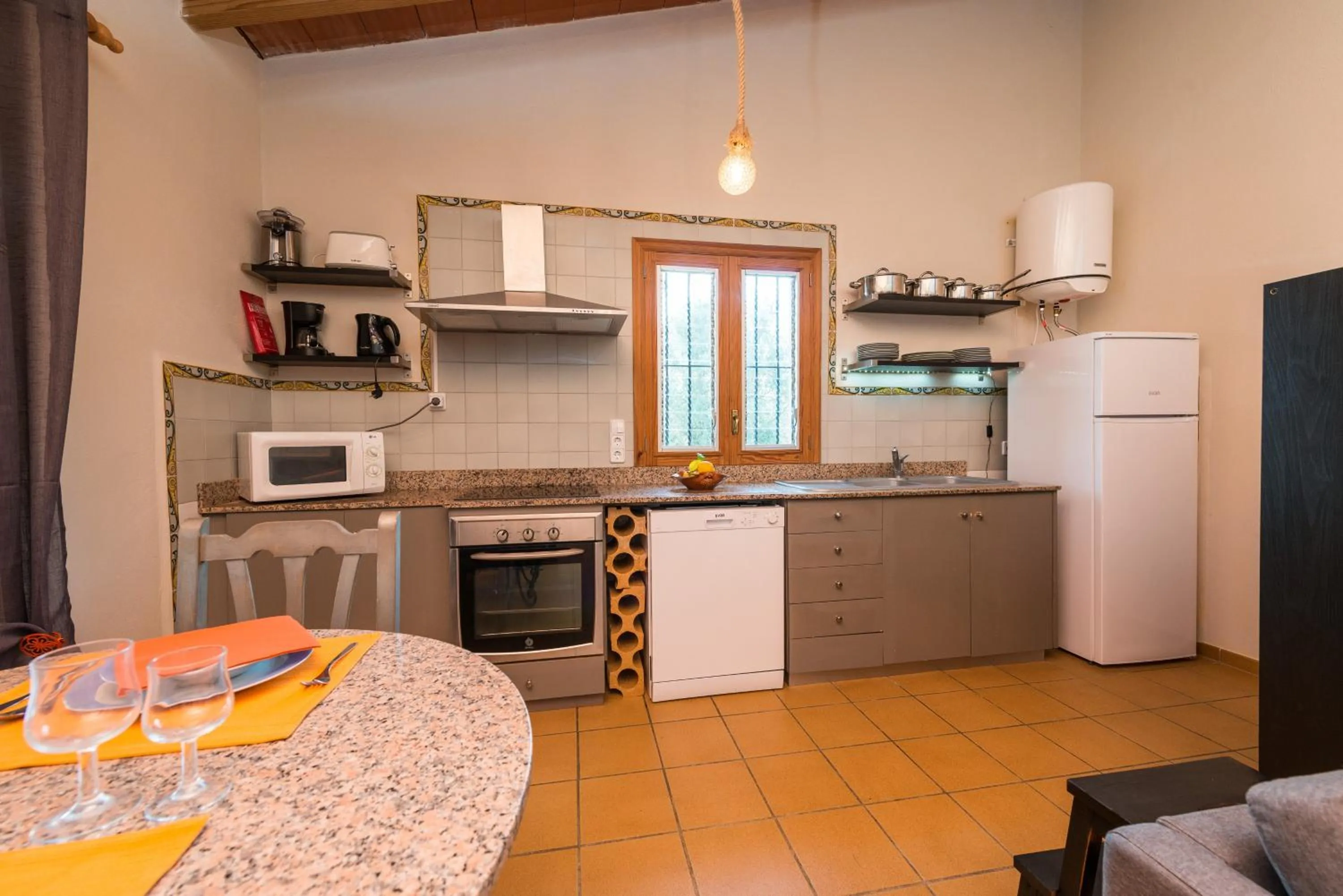 Kitchen or kitchenette in Can Gallu - Adults Only.