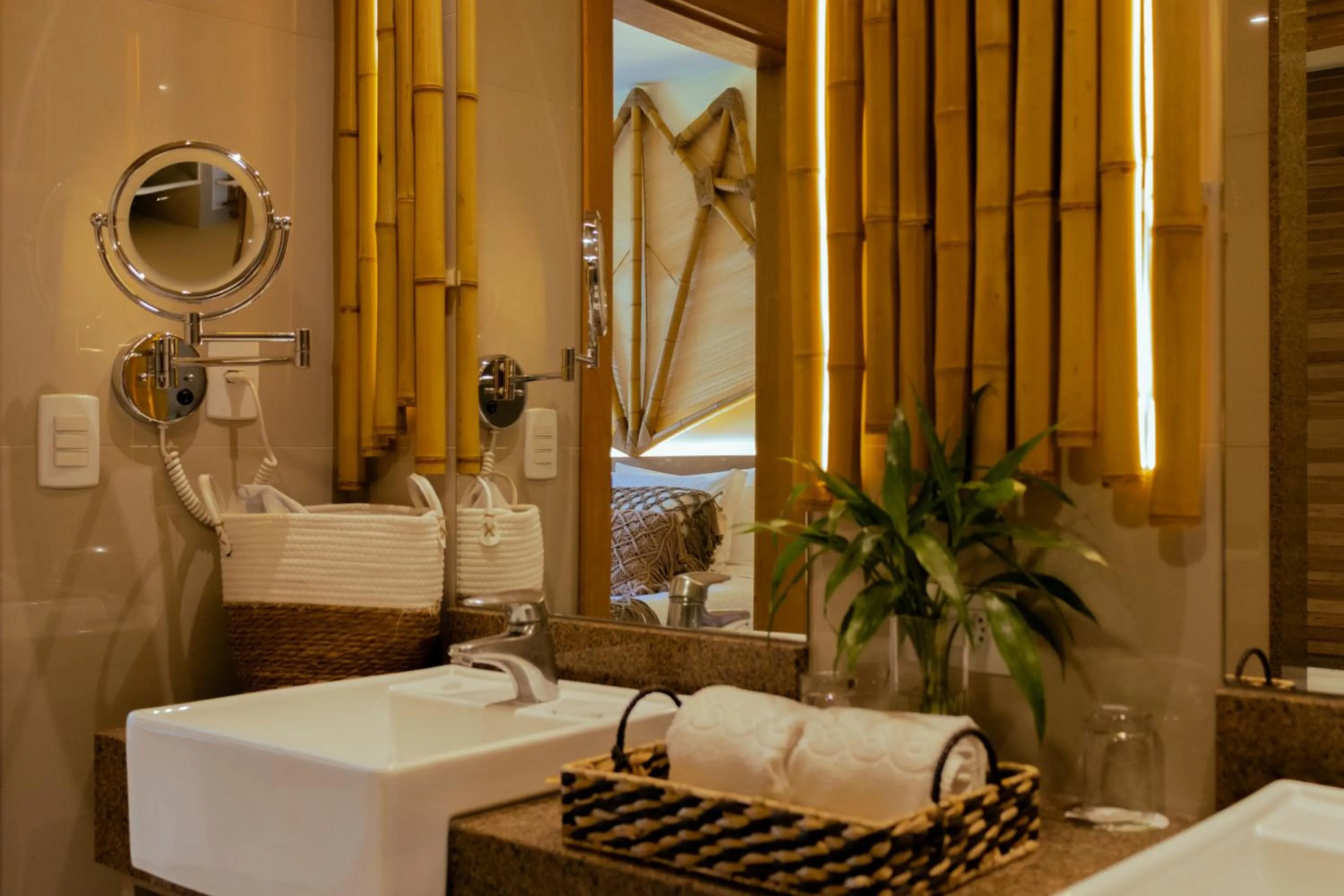 Bathroom in Vivaz Cataratas Hotel Resort