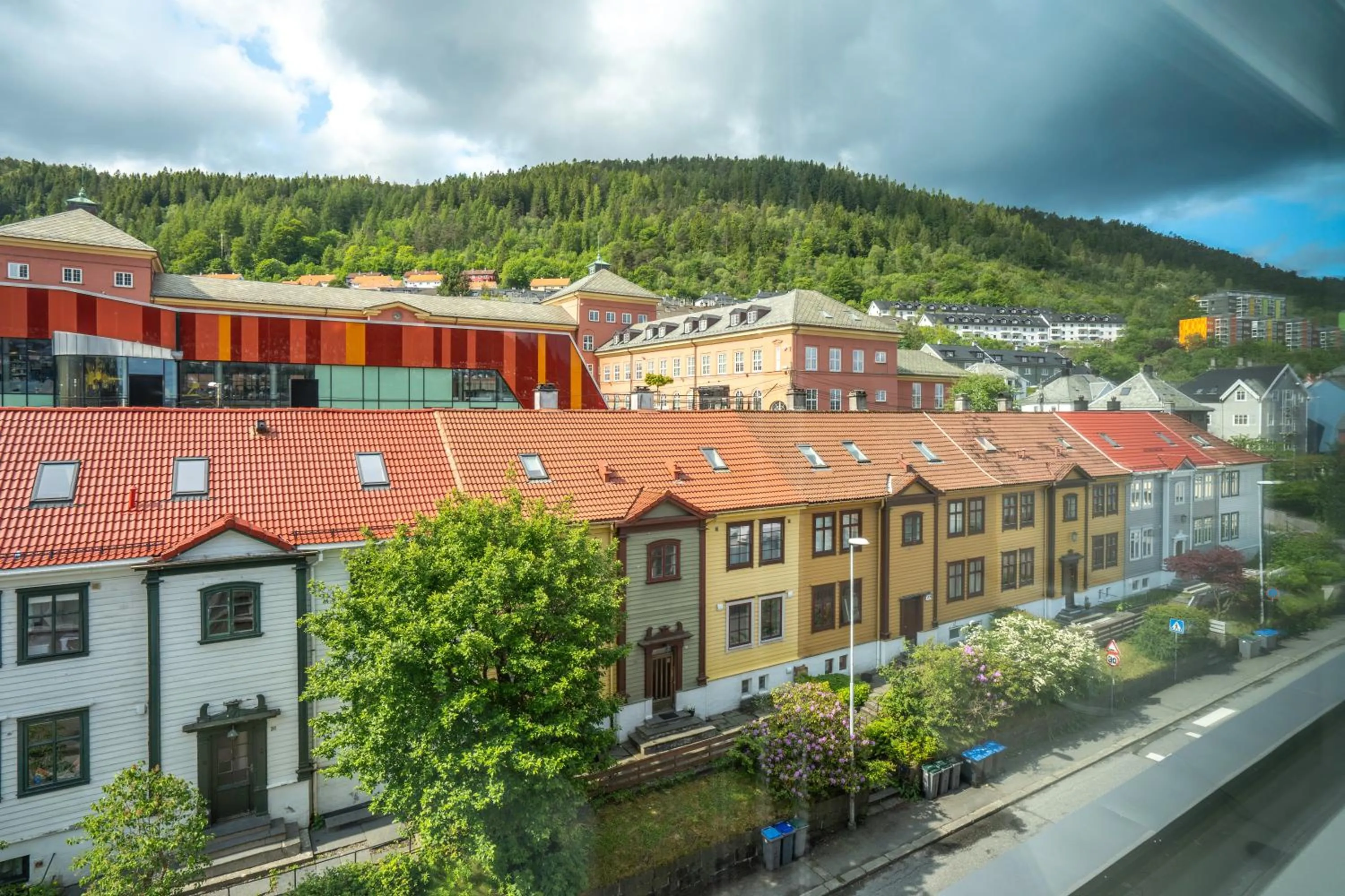 Mountain view in Prize by Radisson, Solheimsviken Bergen