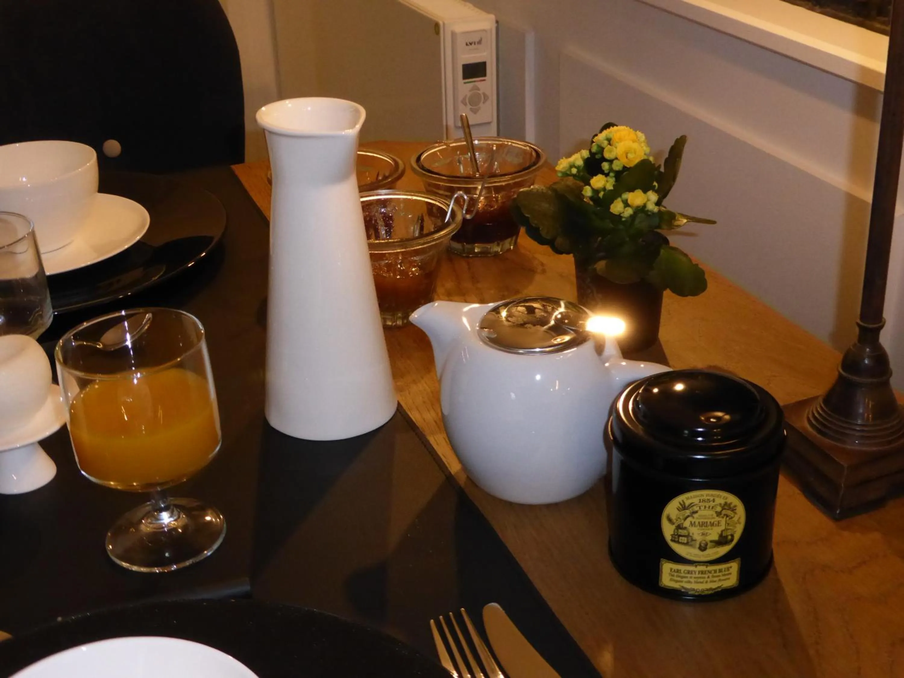 Continental breakfast in Chambres D´Hôtes Herbes Folles