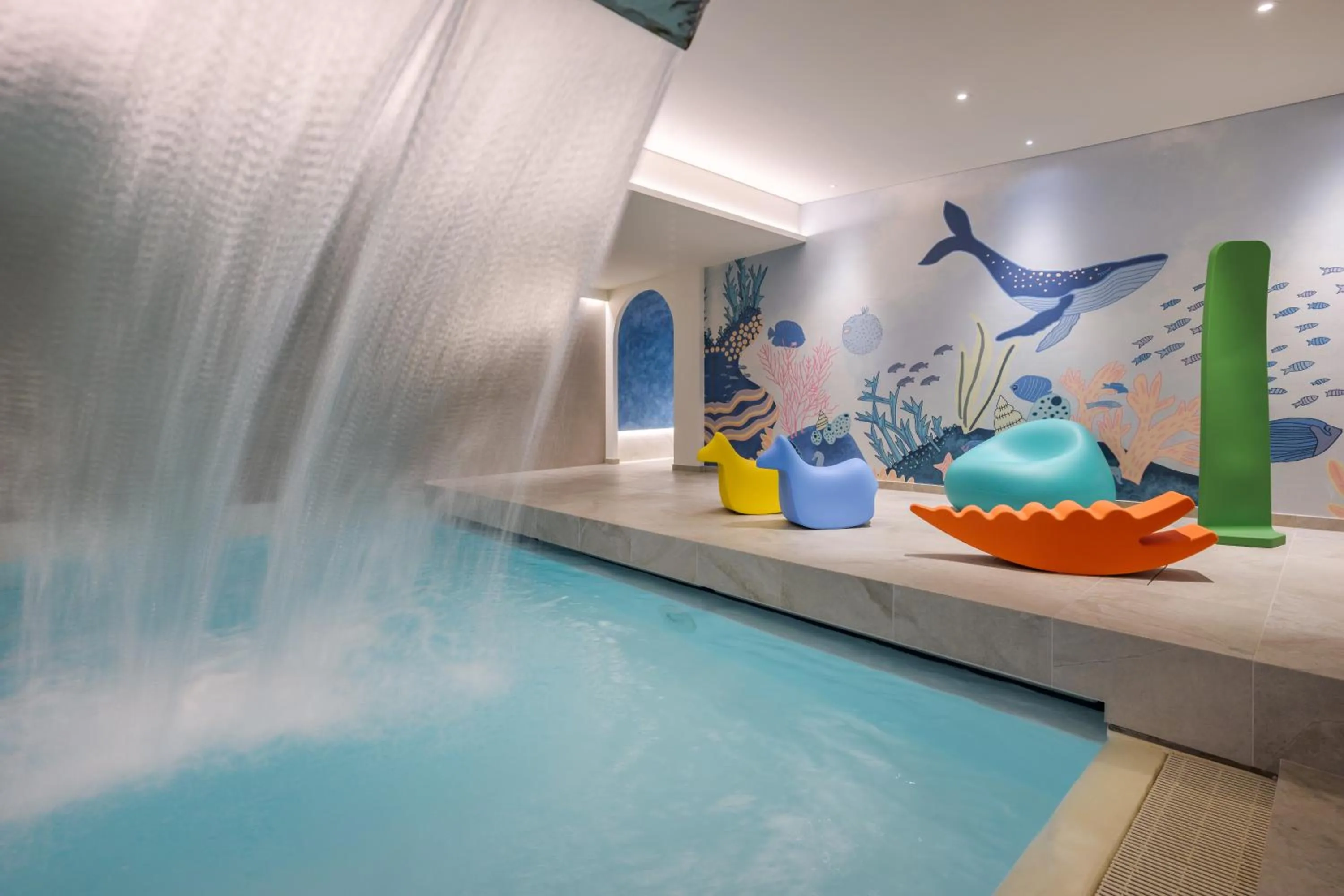 Swimming pool in Grand Hotel Villa Serbelloni - A Legendary Hotel