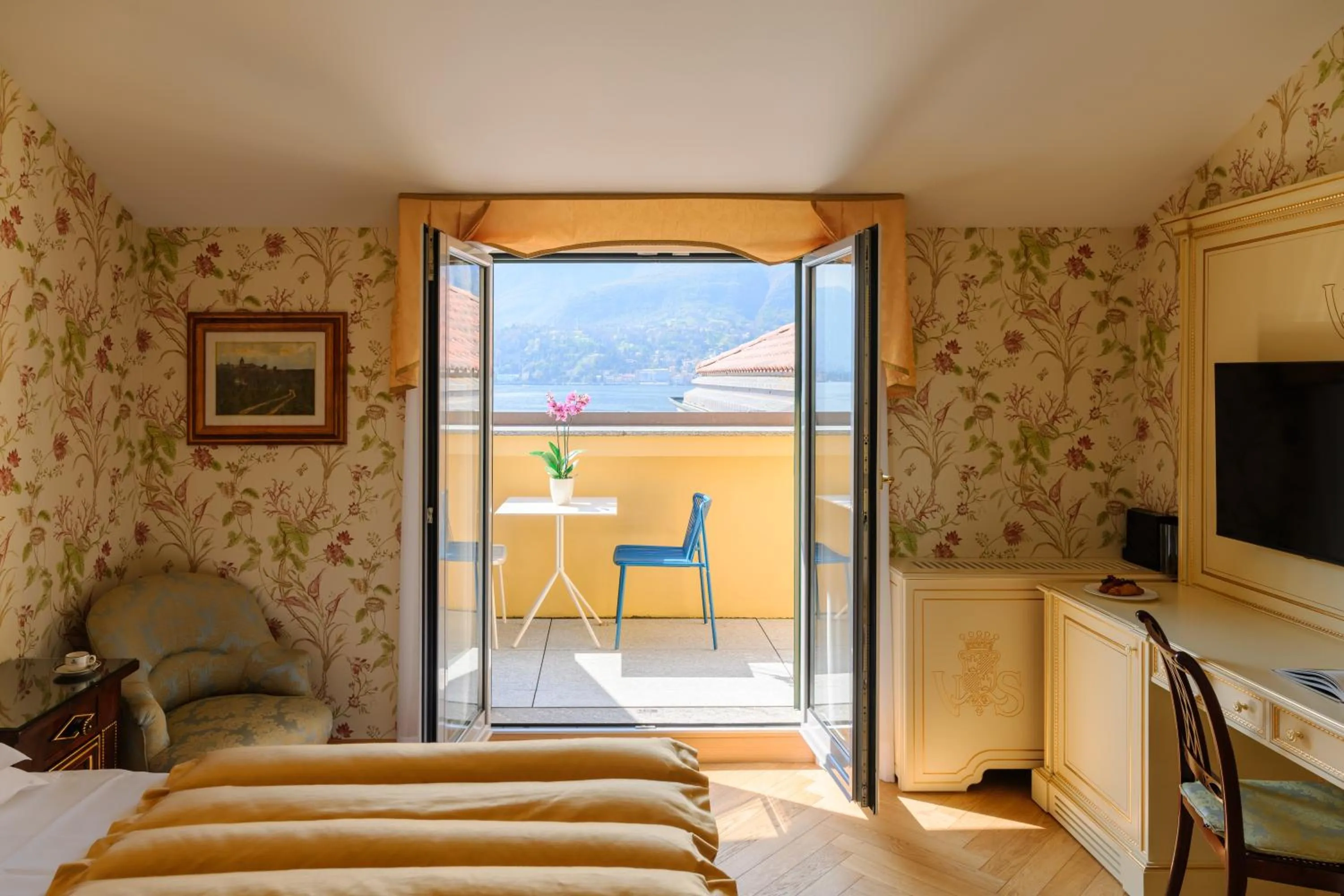 Bed in Grand Hotel Villa Serbelloni - A Legendary Hotel