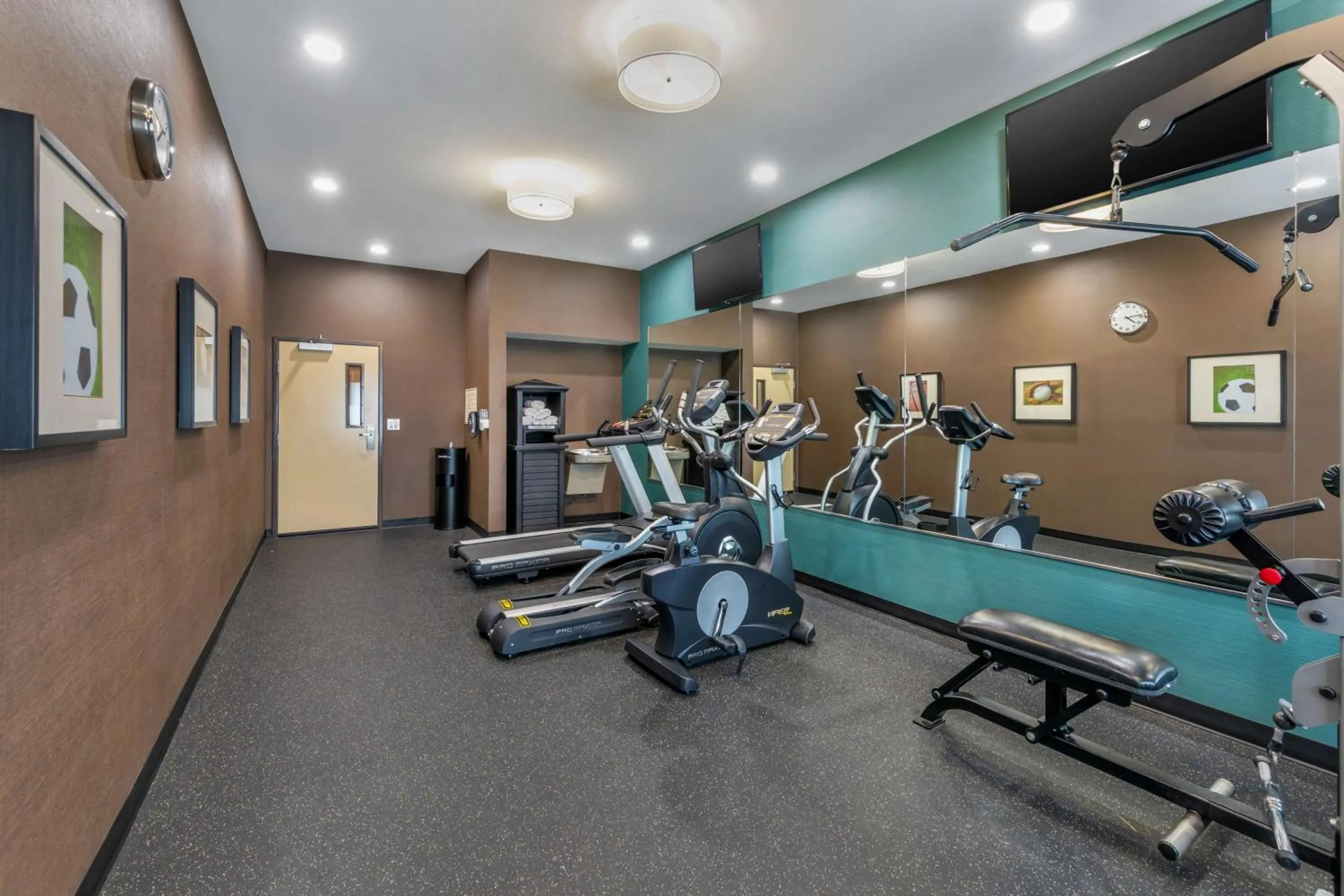 Fitness centre/facilities in Best Western Plus Taft Inn