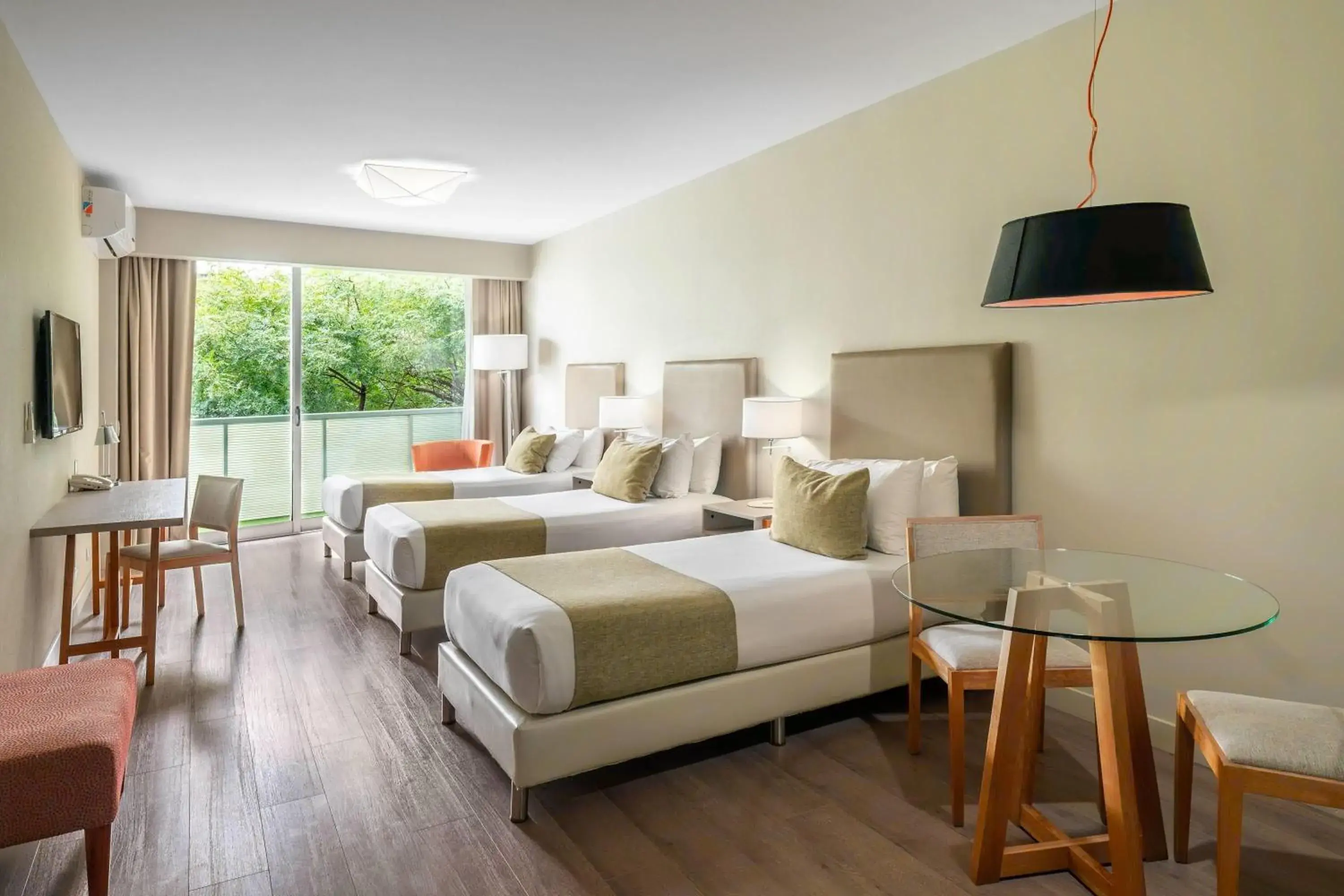 Classic Room with 3 Twin Beds - Non-Smoking in Dazzler by Wyndham Polo Classic Room with 3 Twin Beds - Non-Smoking in Dazzler by Wyndham Polo