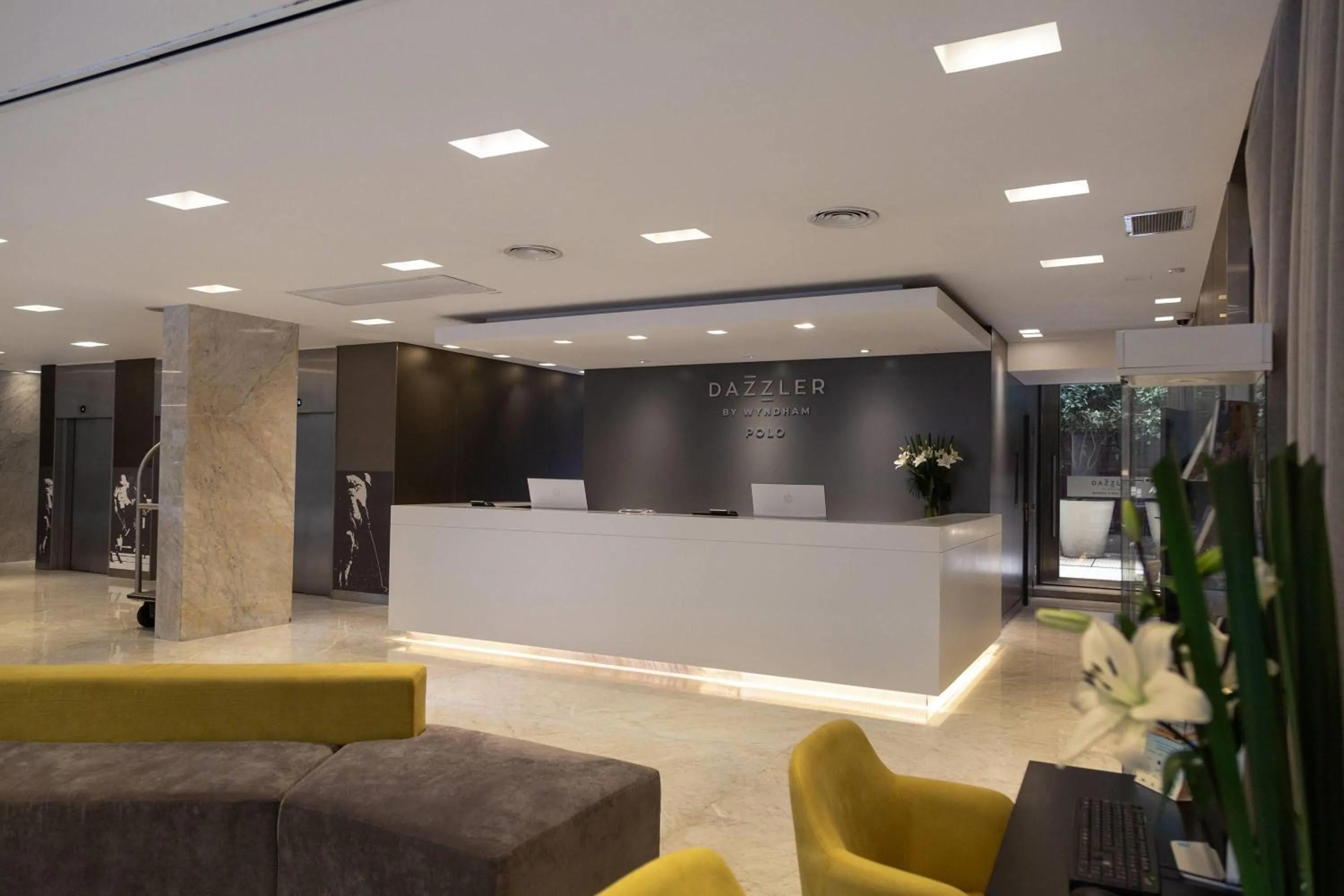 Lobby or reception in Dazzler by Wyndham Polo