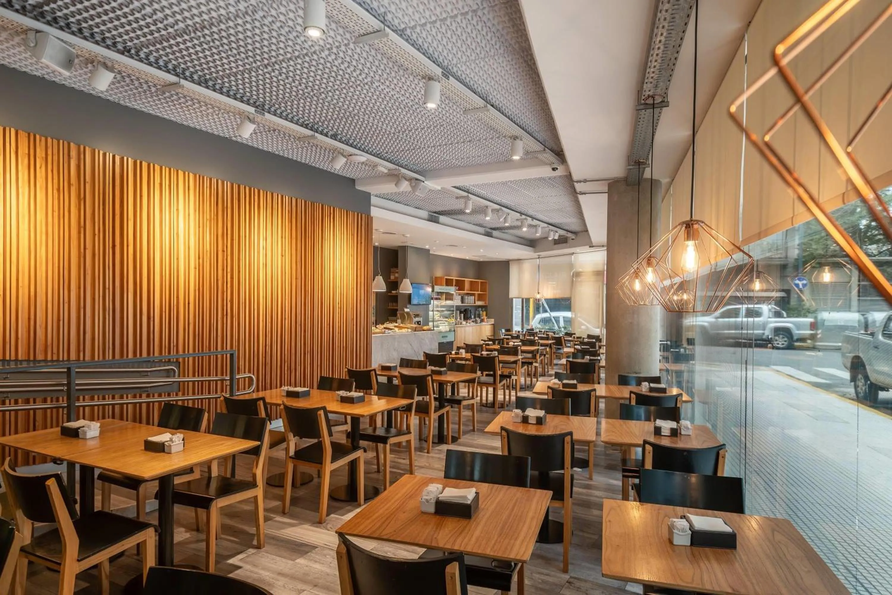 Restaurant/places to eat in Dazzler by Wyndham Polo