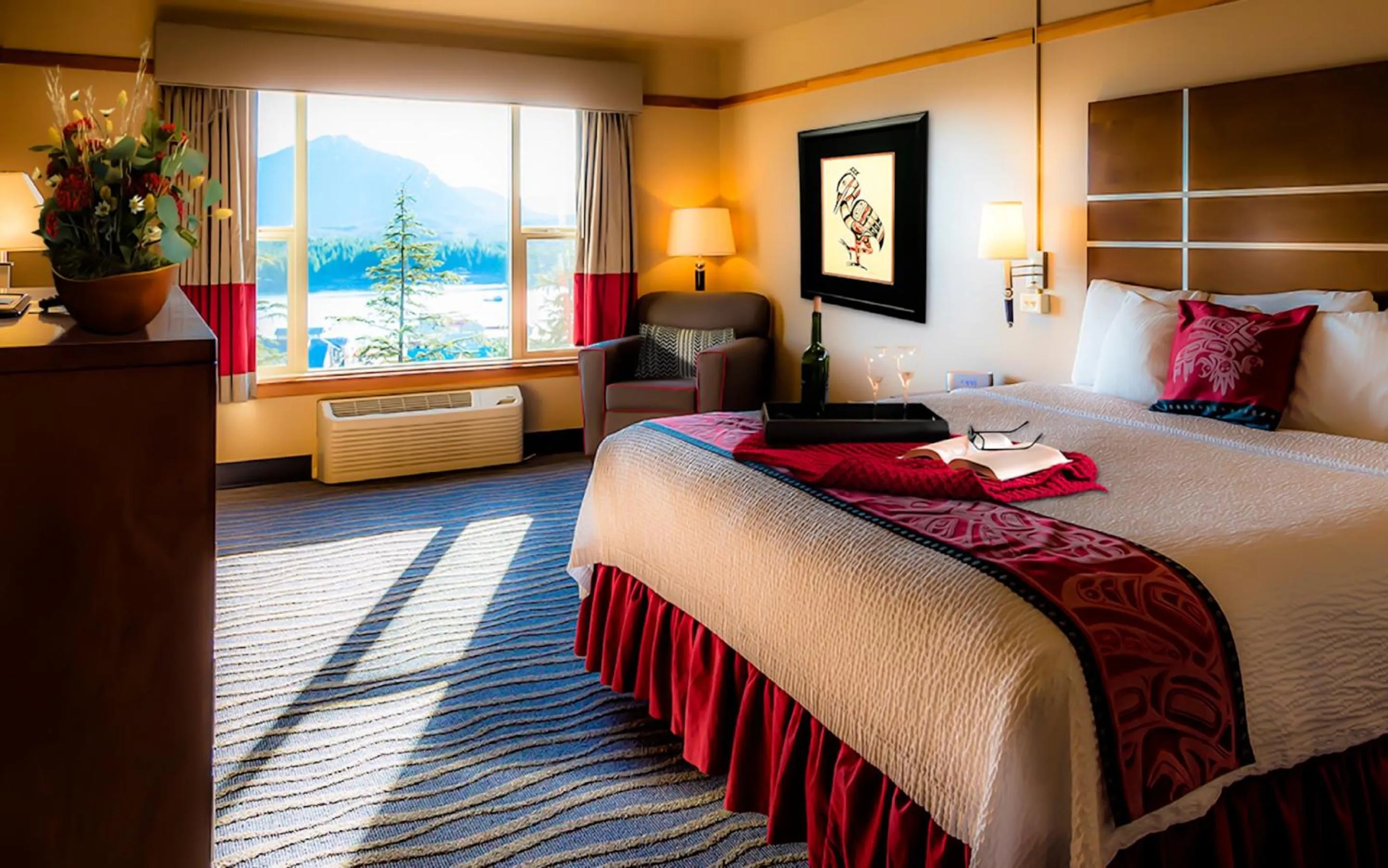 Bedroom in Cape Fox Lodge