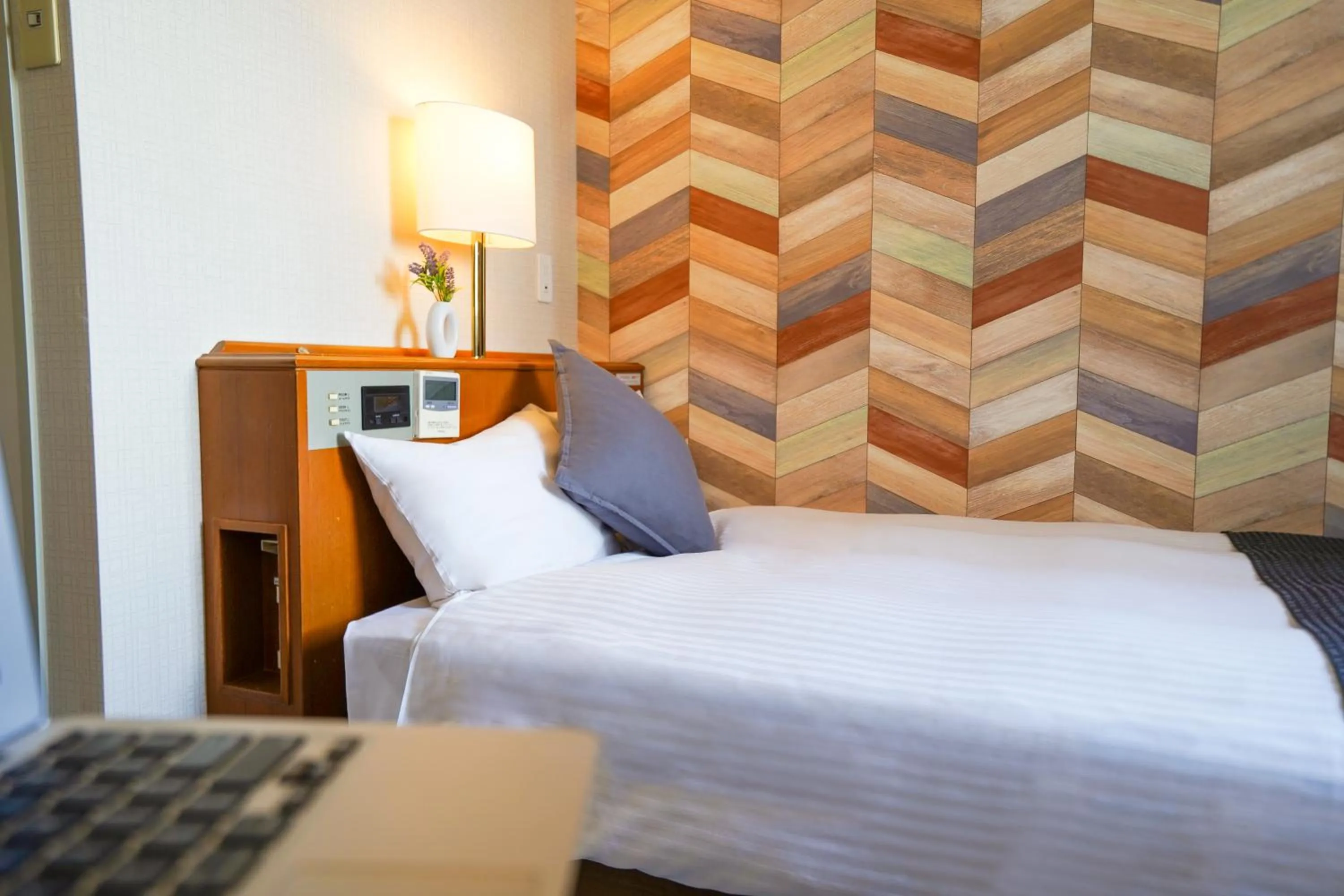 Photo of the whole room, Bed in Hotel New Gaea Itoshima