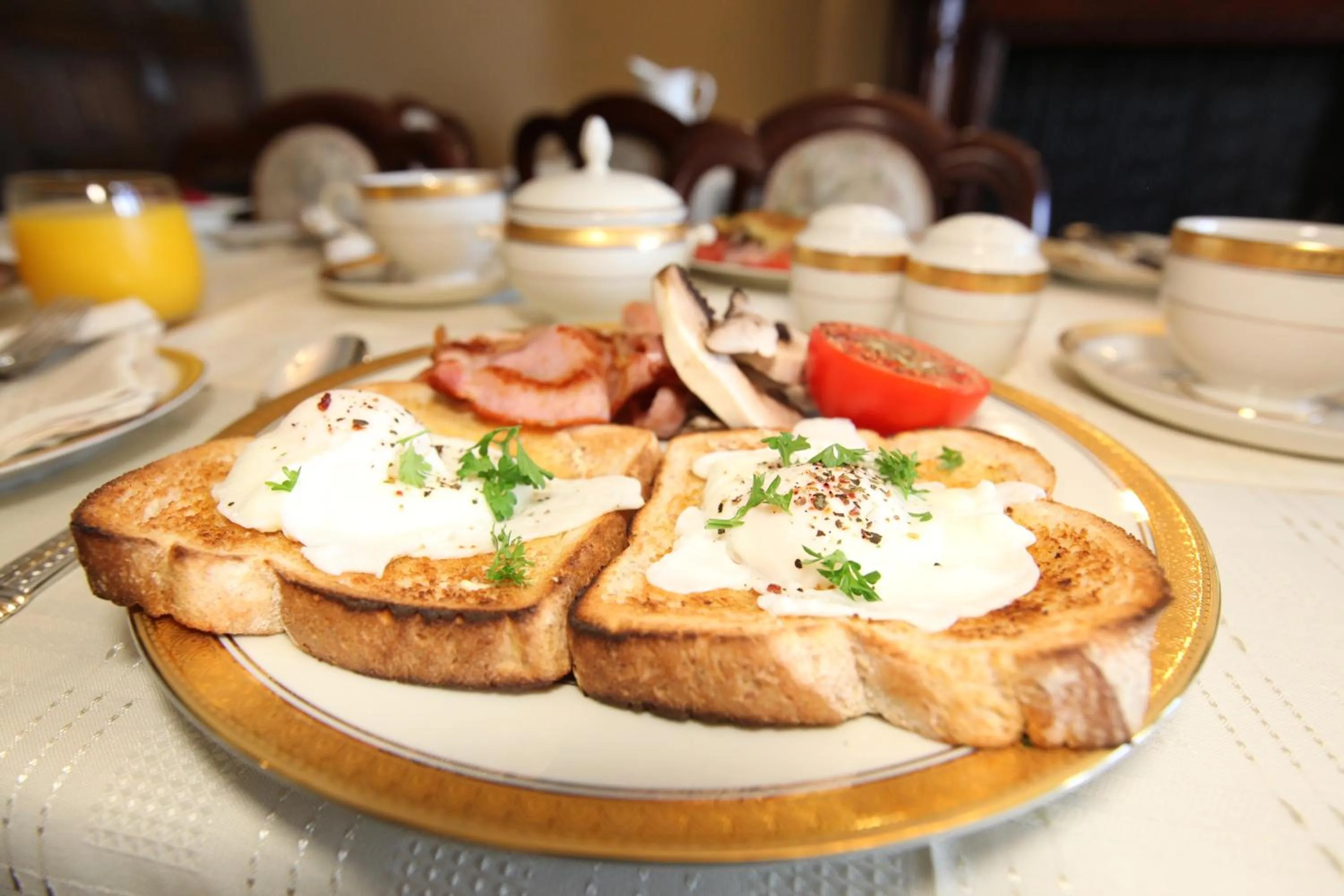 Breakfast in The Grand On Macfie