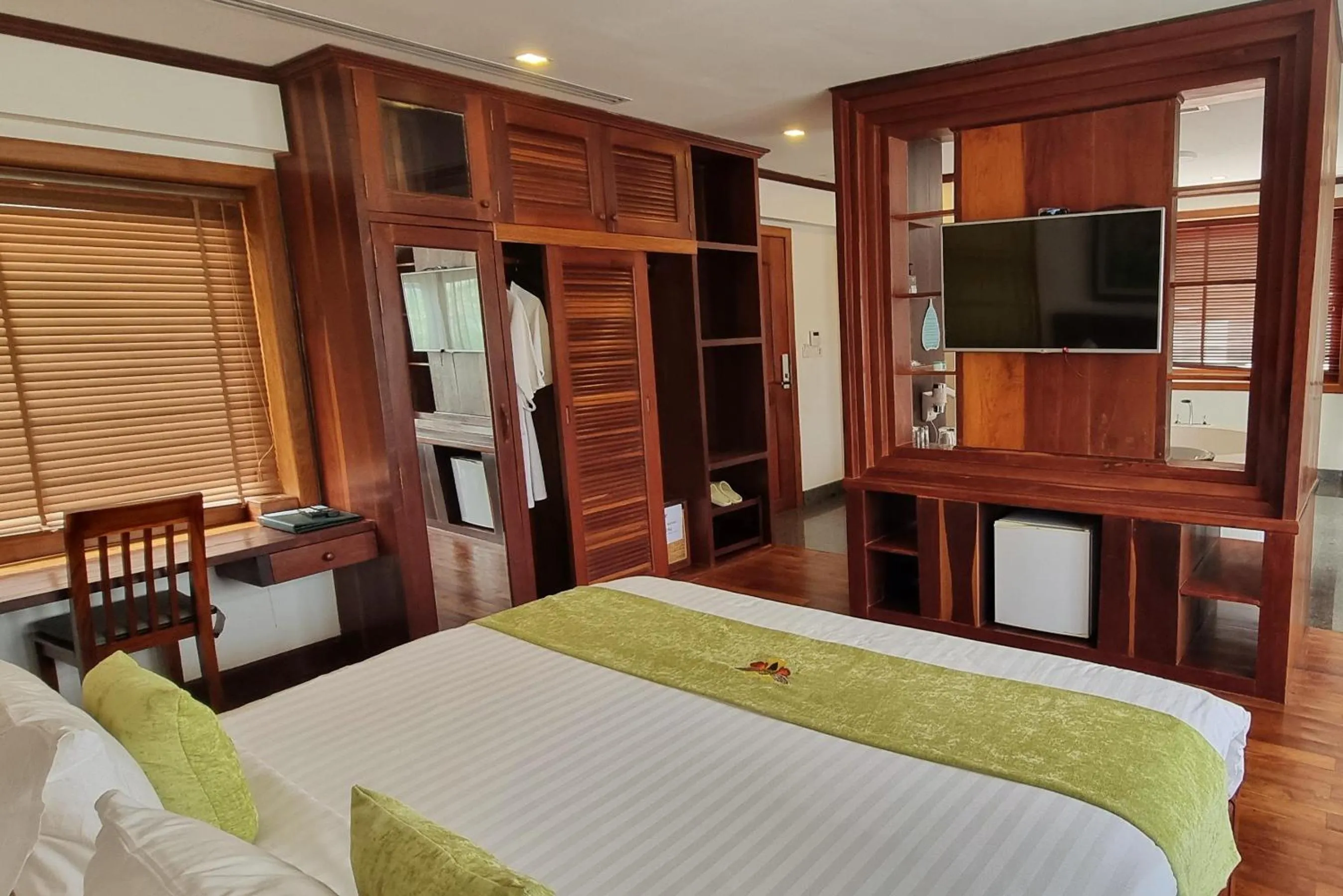 Bed in Víd Angkor Boutique