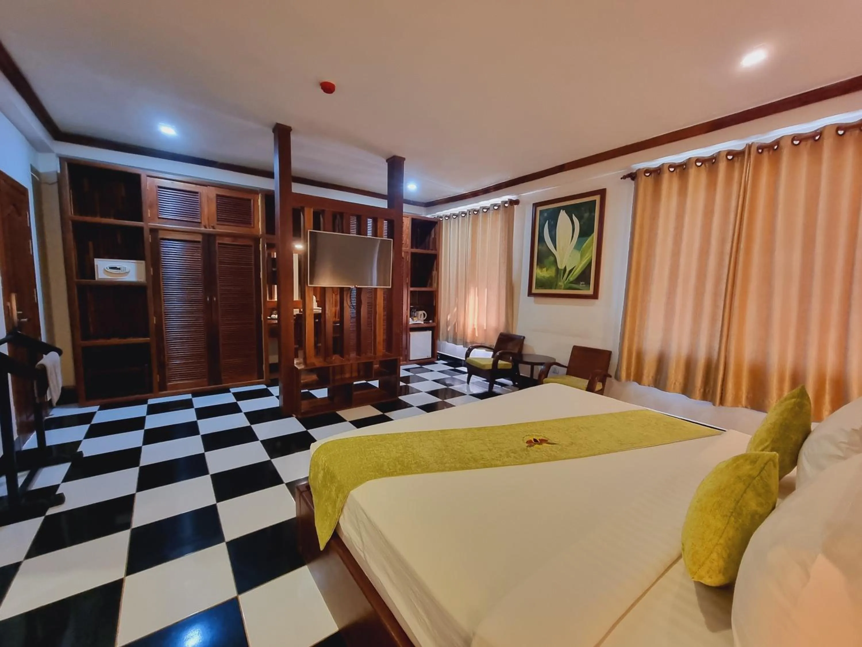 View (from property/room), Bed in Víd Angkor Boutique