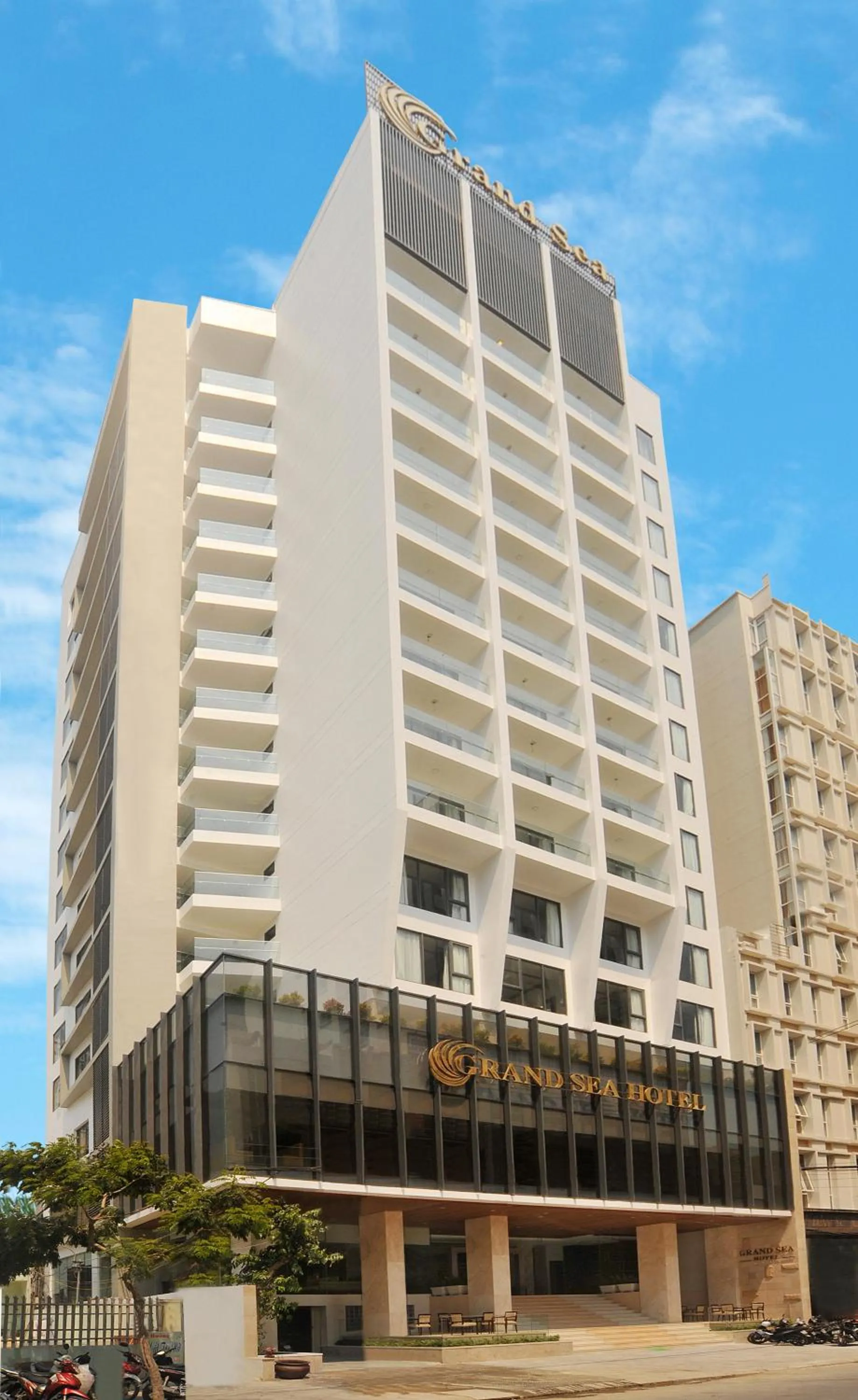 Property building in Grand Sea Hotel Danang