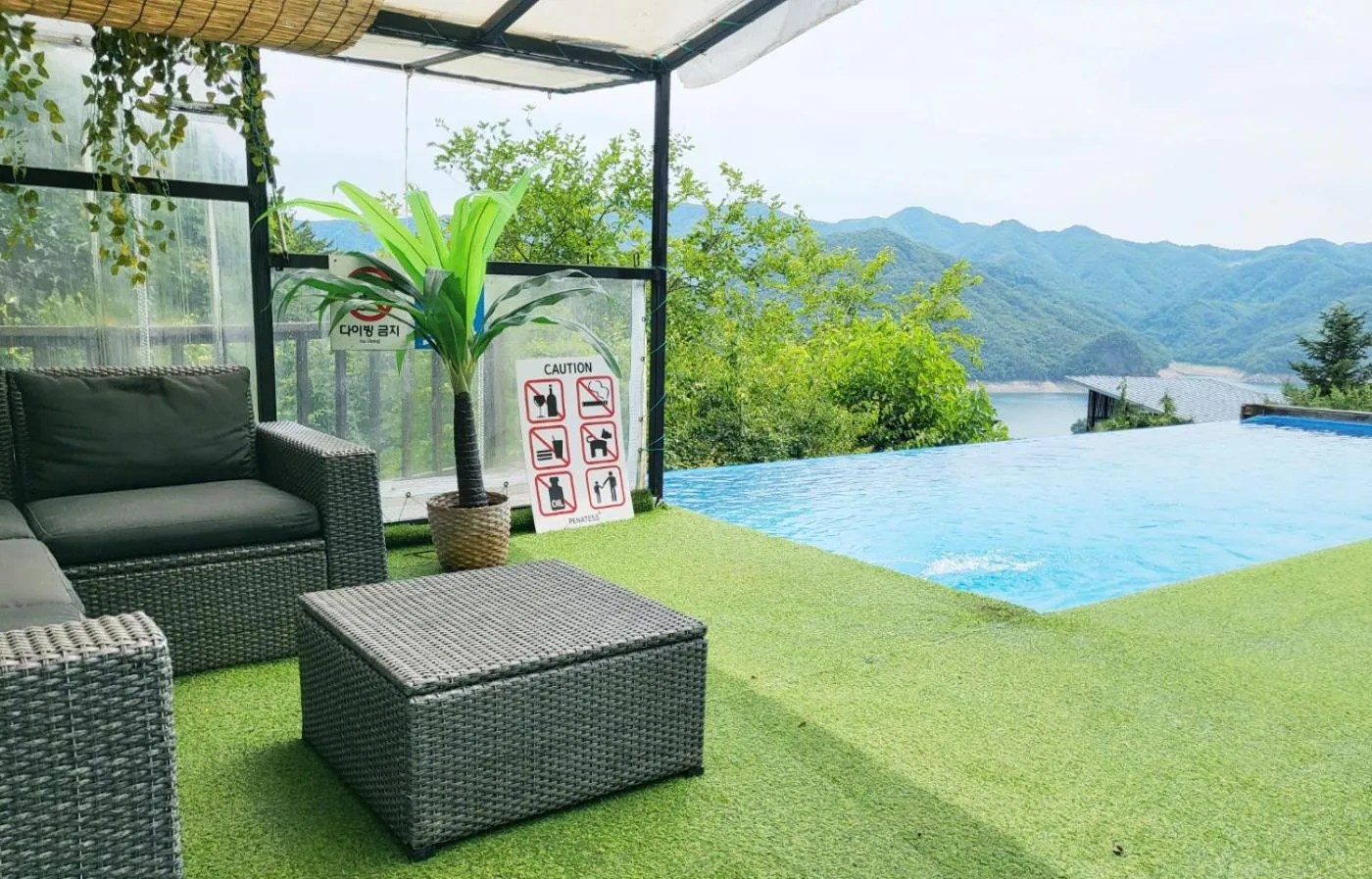 Garden in Penatess Pool Villa