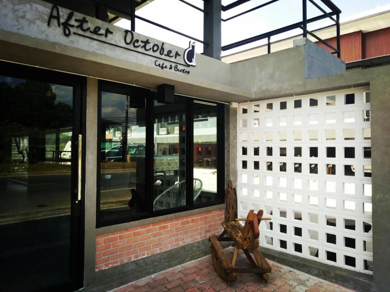 Property building in Pakarang Resort