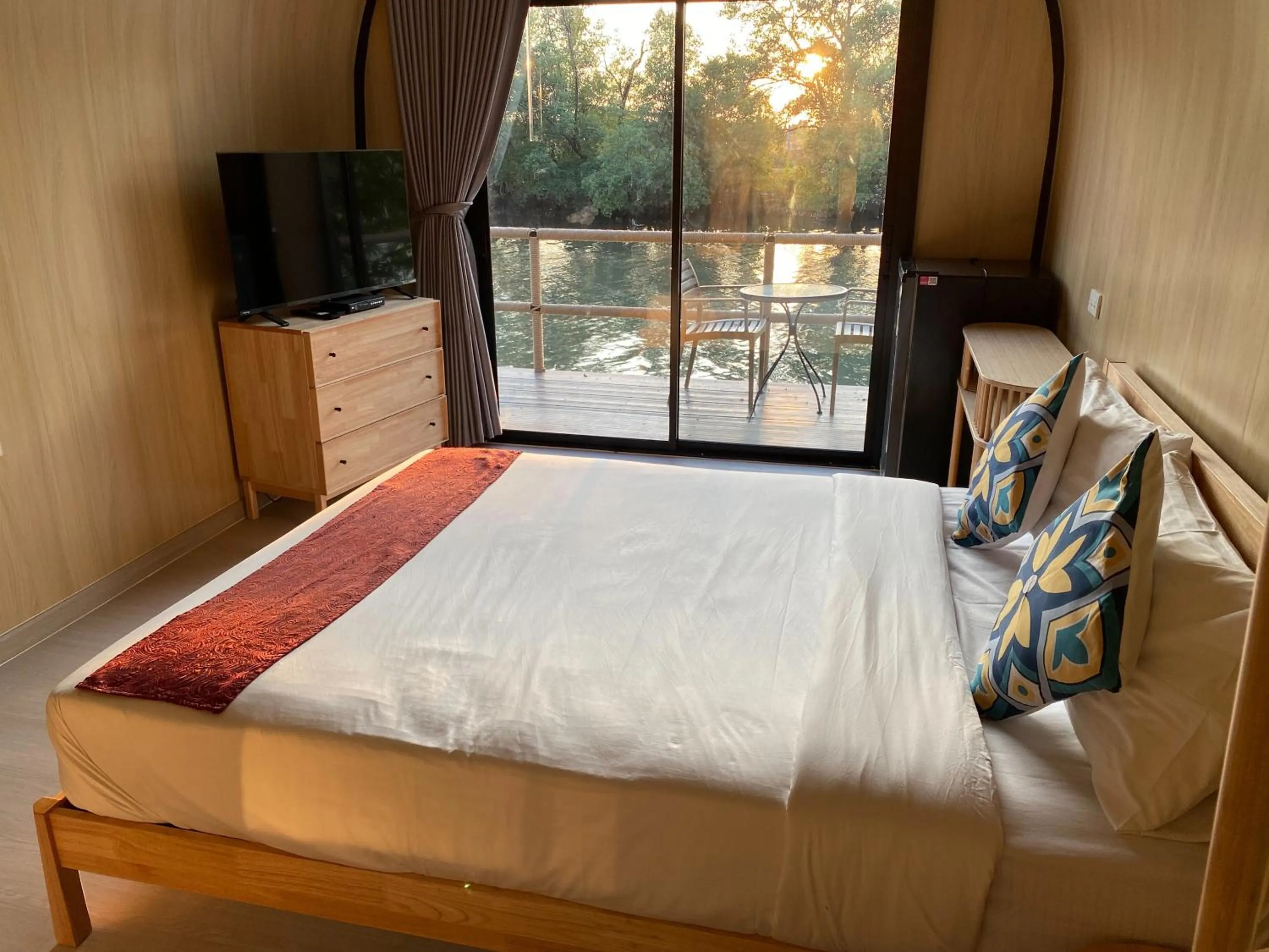 Bed in รตะธารา รีสอร์ท ratathara resort