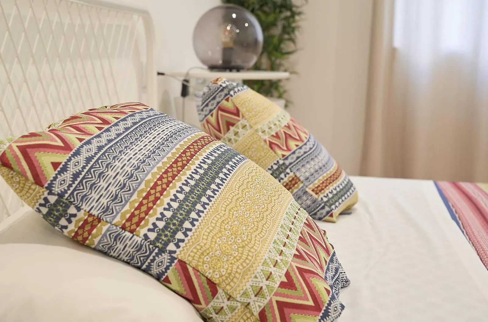 Bed in Central and Basic Universitat for YOUNG HOSTEL