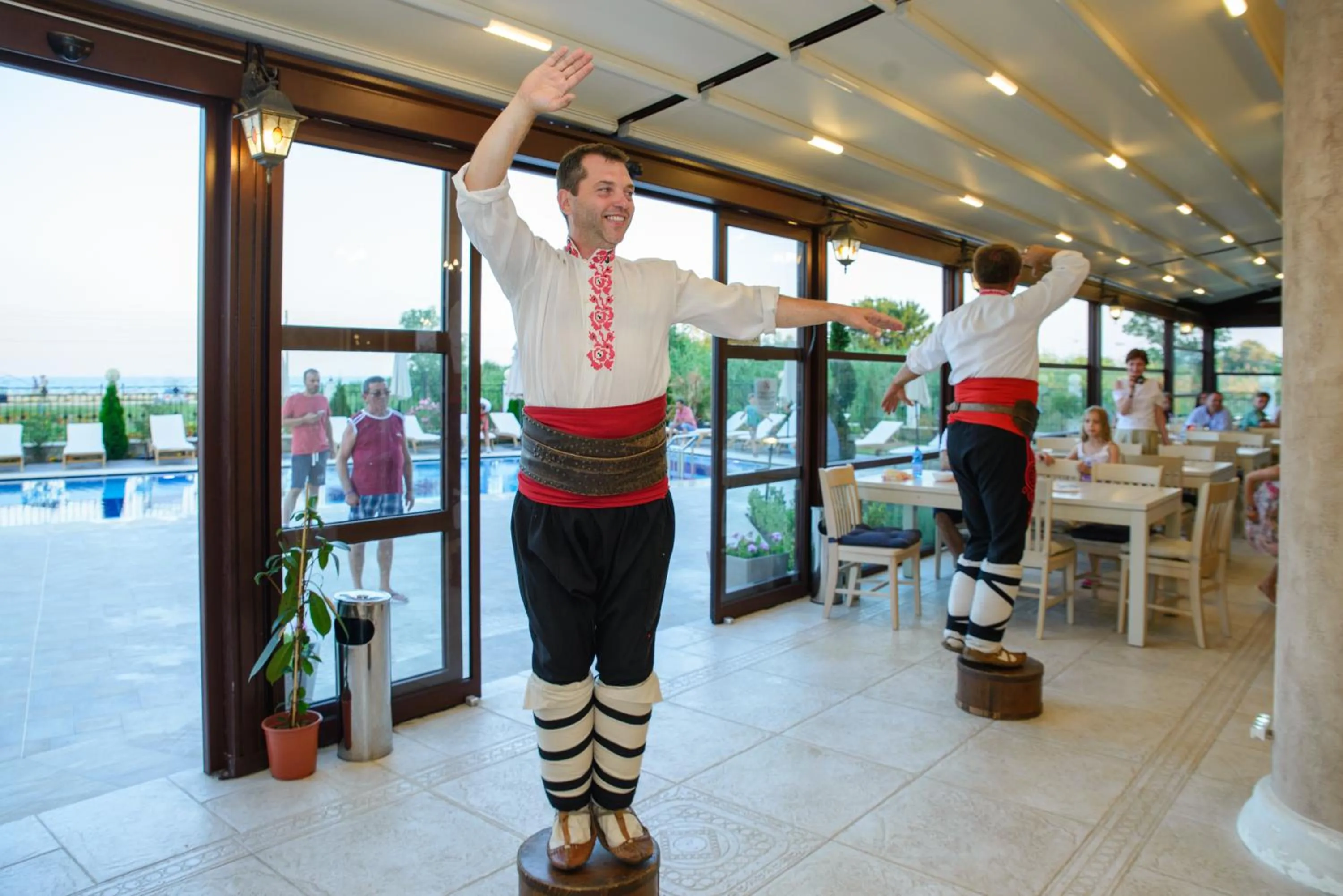 Sunny Castle Hotel - All Inclusive, Beach and Free parking